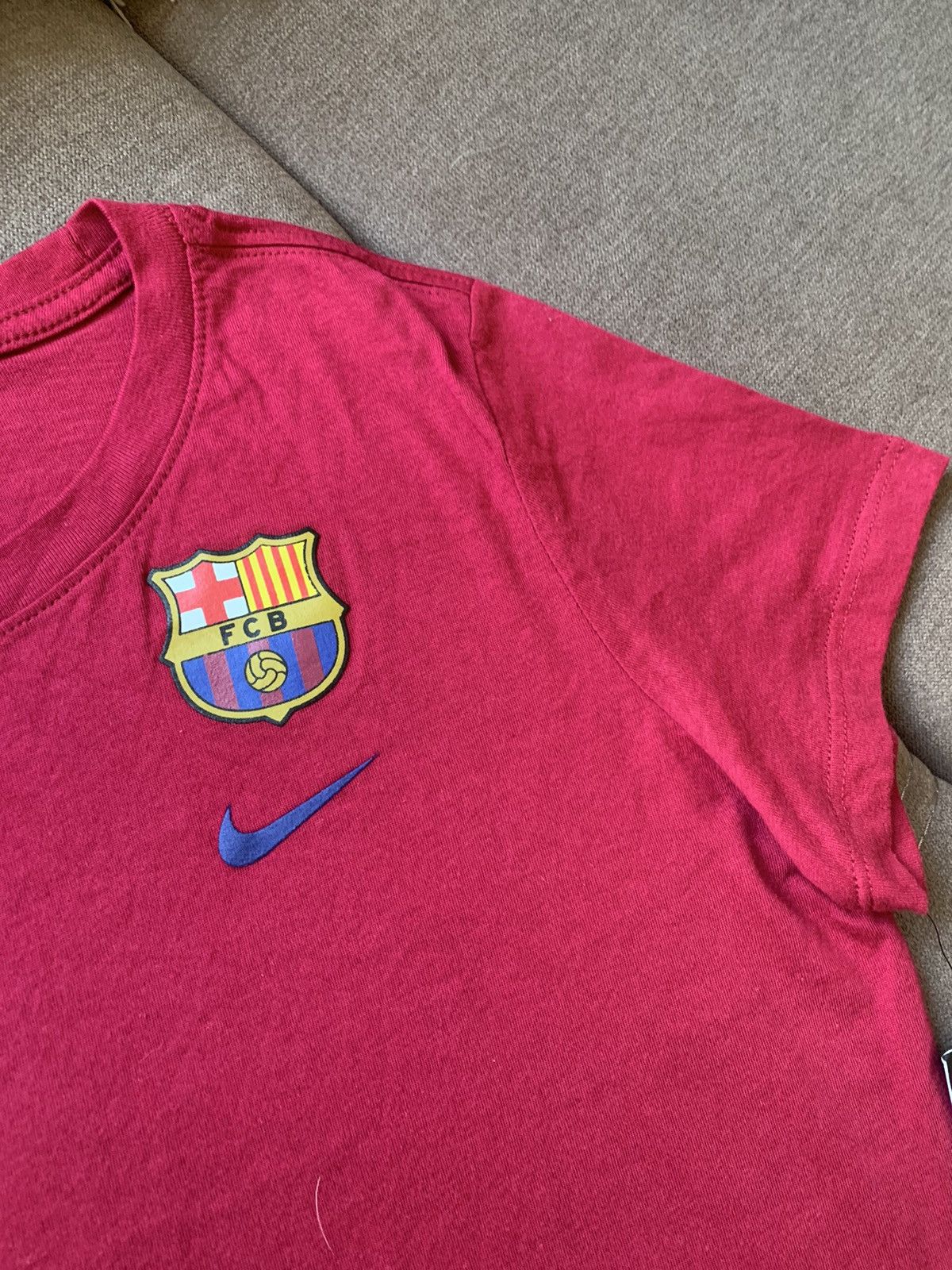 Nike Women's FC Barcelona 2020 Away Kit Tee t-shirt ladies Size M / US 6-8 / IT 42-44 - 3 Thumbnail
