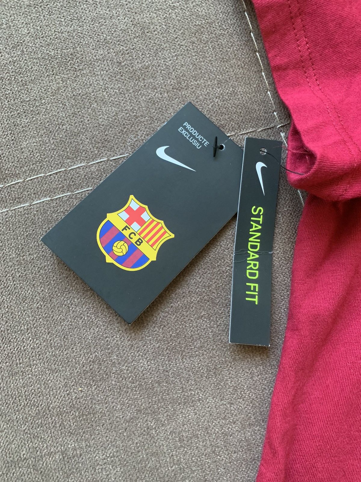 Nike Women's FC Barcelona 2020 Away Kit Tee t-shirt ladies Size M / US 6-8 / IT 42-44 - 5 Thumbnail