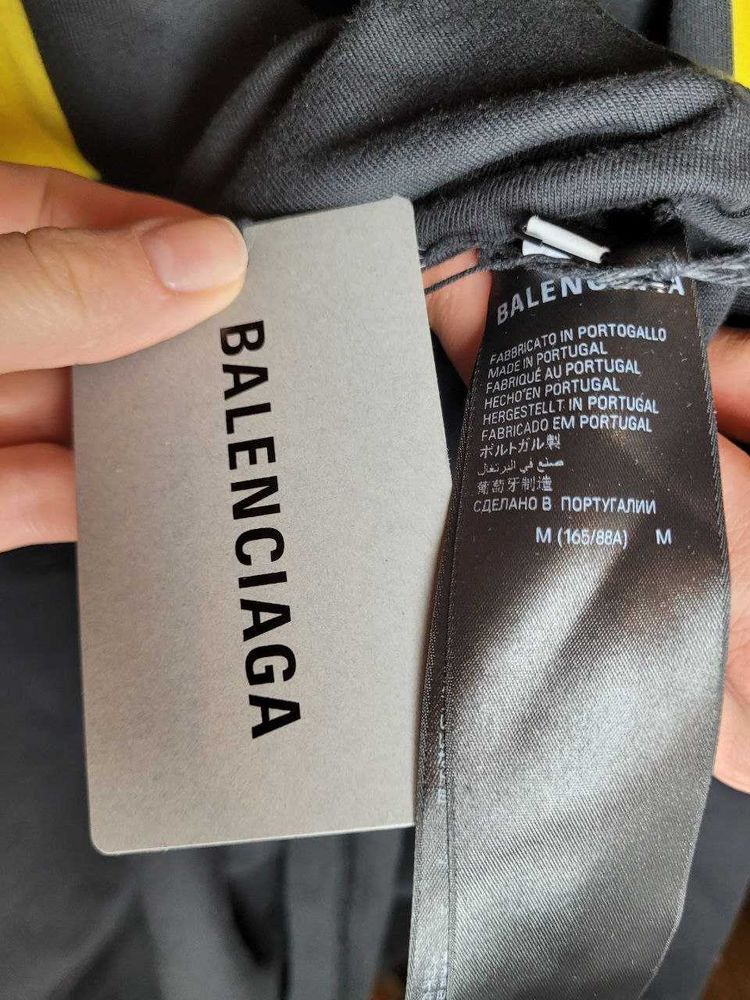 Balenciaga *New* Unique Balenciaga Longsleeve Slava Ukraini (Brand-New) Size US M / EU 48-50 / 2 - 2 Thumbnail