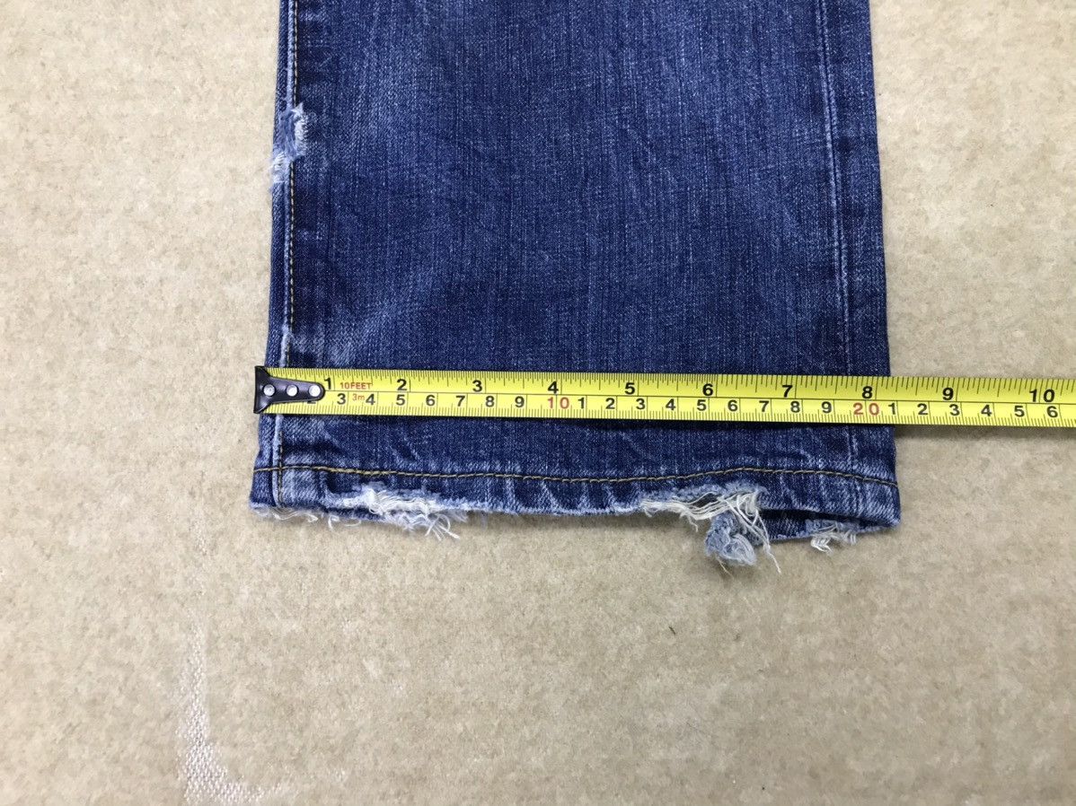 Levi's Vintage Clothing × Vintage Distressed Levi’s 501 Size 30x32 Size US 30 / EU 46 - 16 Thumbnail