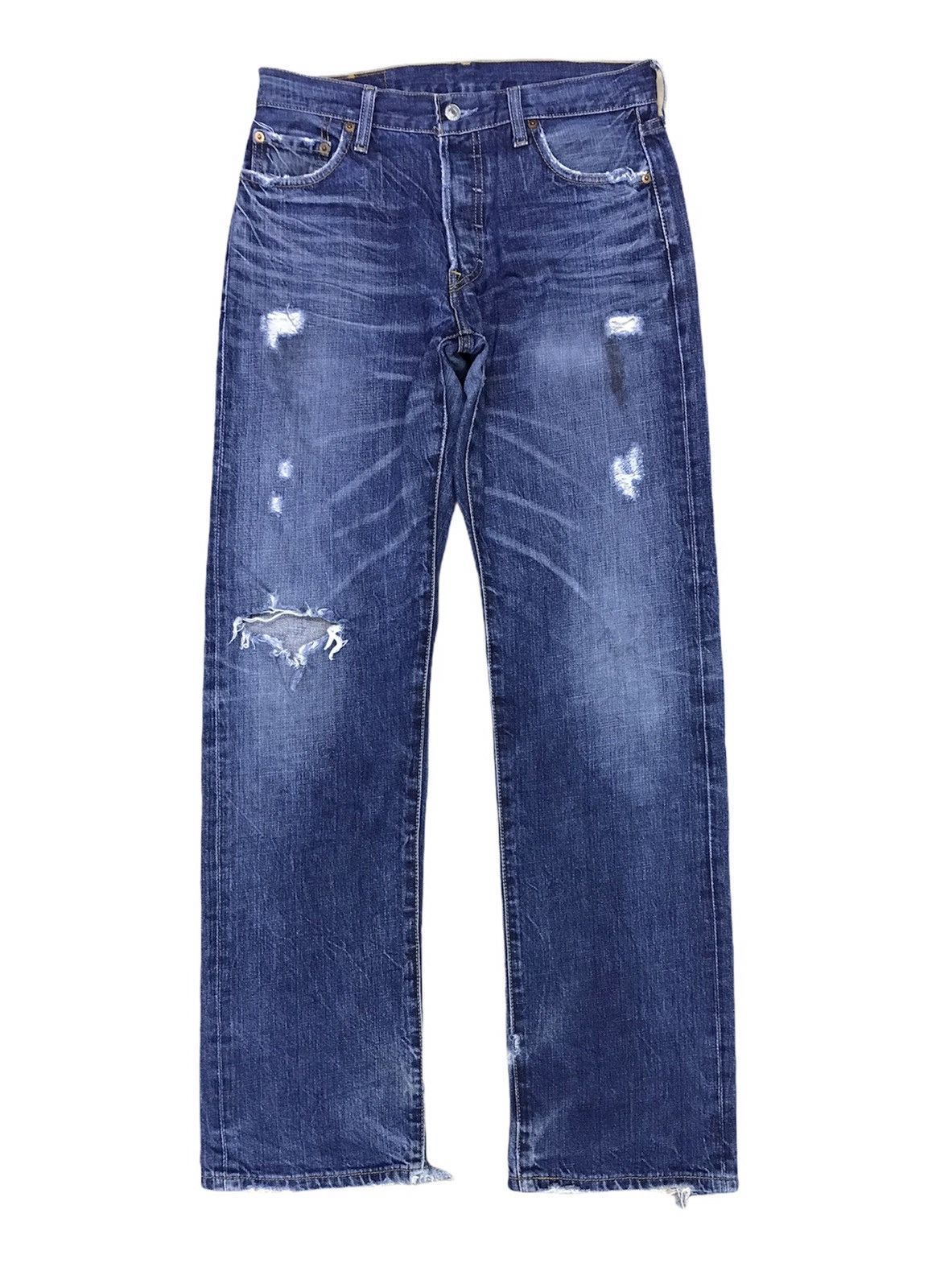Levi's Vintage Clothing × Vintage Distressed Levi’s 501 Size 30x32 Size US 30 / EU 46 - 1 Thumbnail