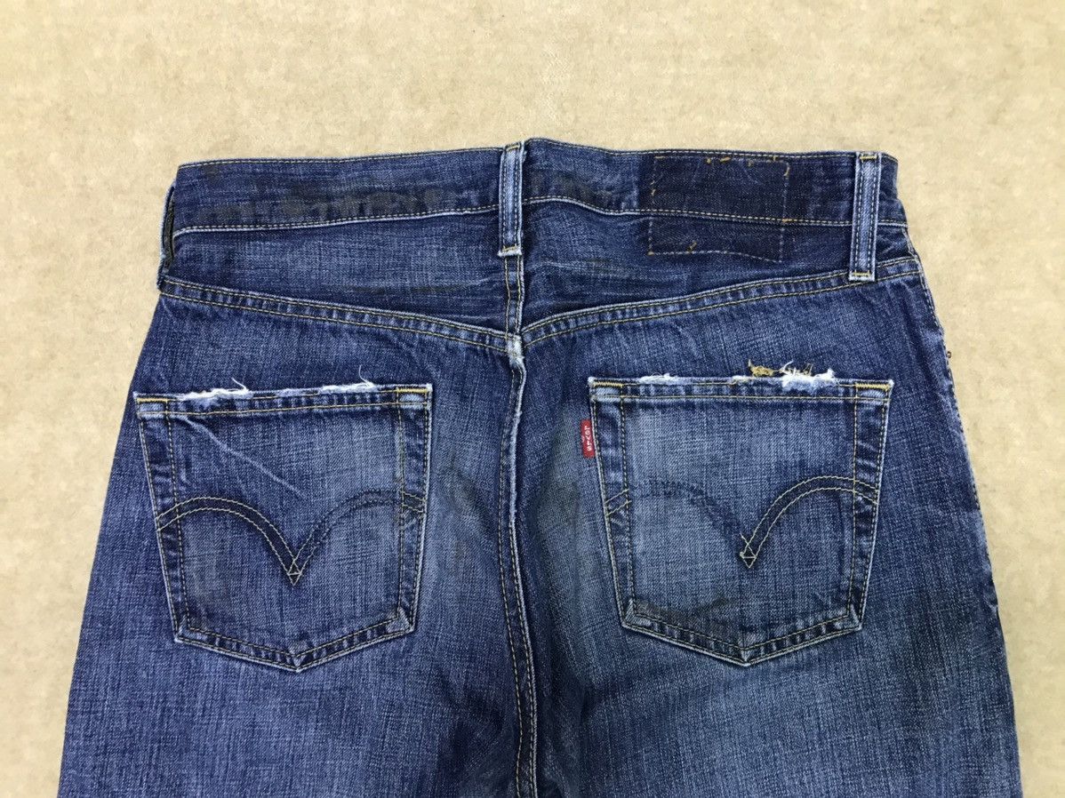 Levi's Vintage Clothing × Vintage Distressed Levi’s 501 Size 30x32 Size US 30 / EU 46 - 3 Thumbnail