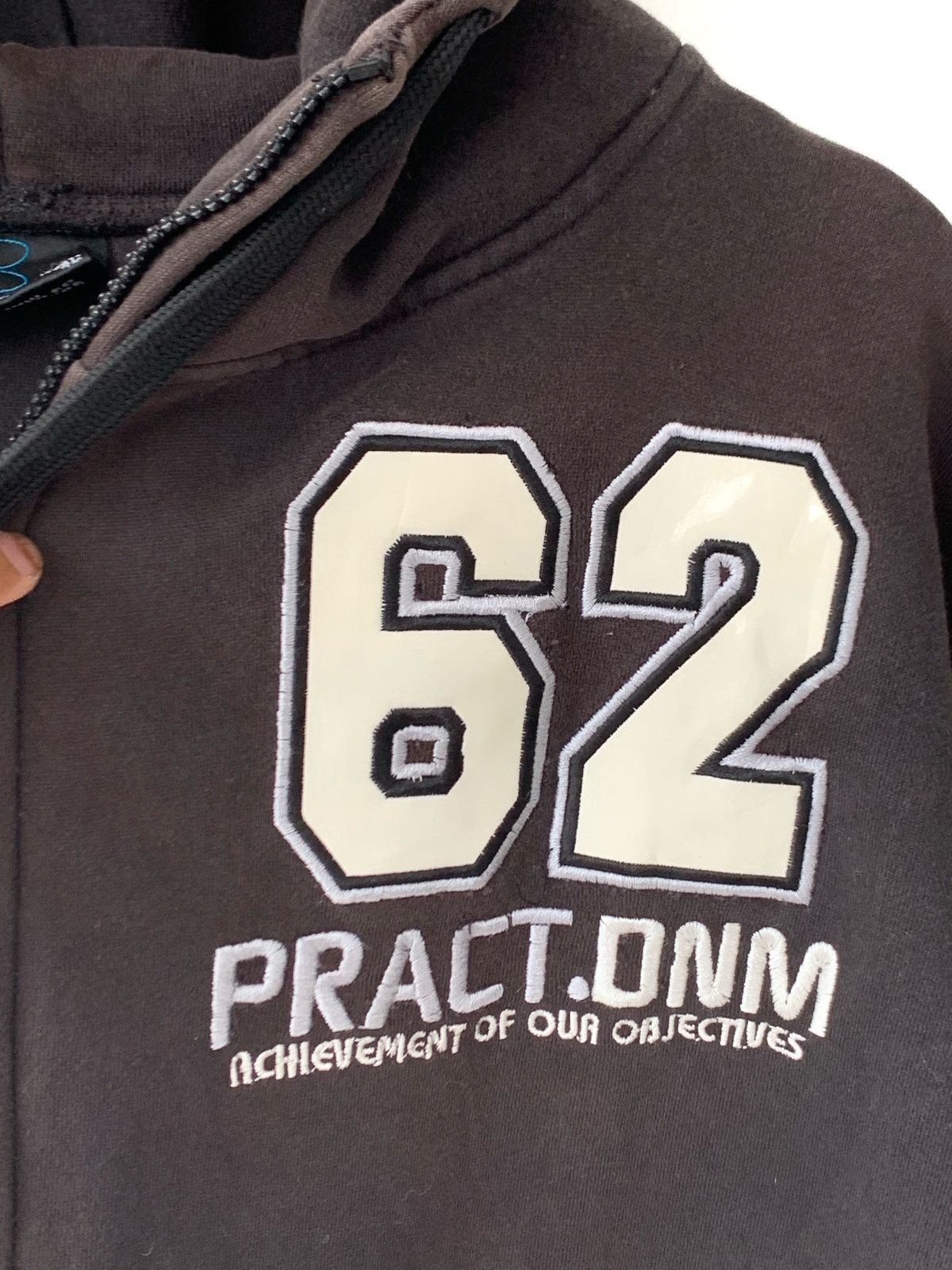 Rap Tees × Vintage Vintage Pract Technical Products 62 Patch Embroidered Hoodie Size US XL / EU 56 / 4 - 4 Thumbnail