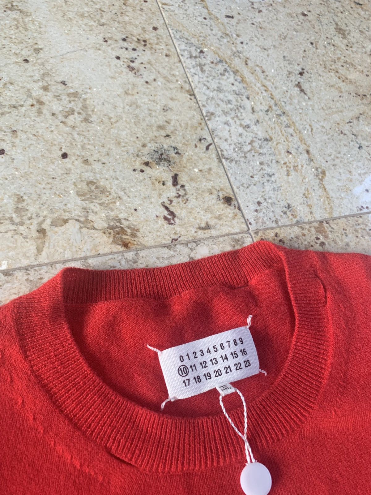 Maison Margiela S50HA0823 Distressed Knitwear in Red Size US M / EU 48-50 / 2 - 7 Thumbnail
