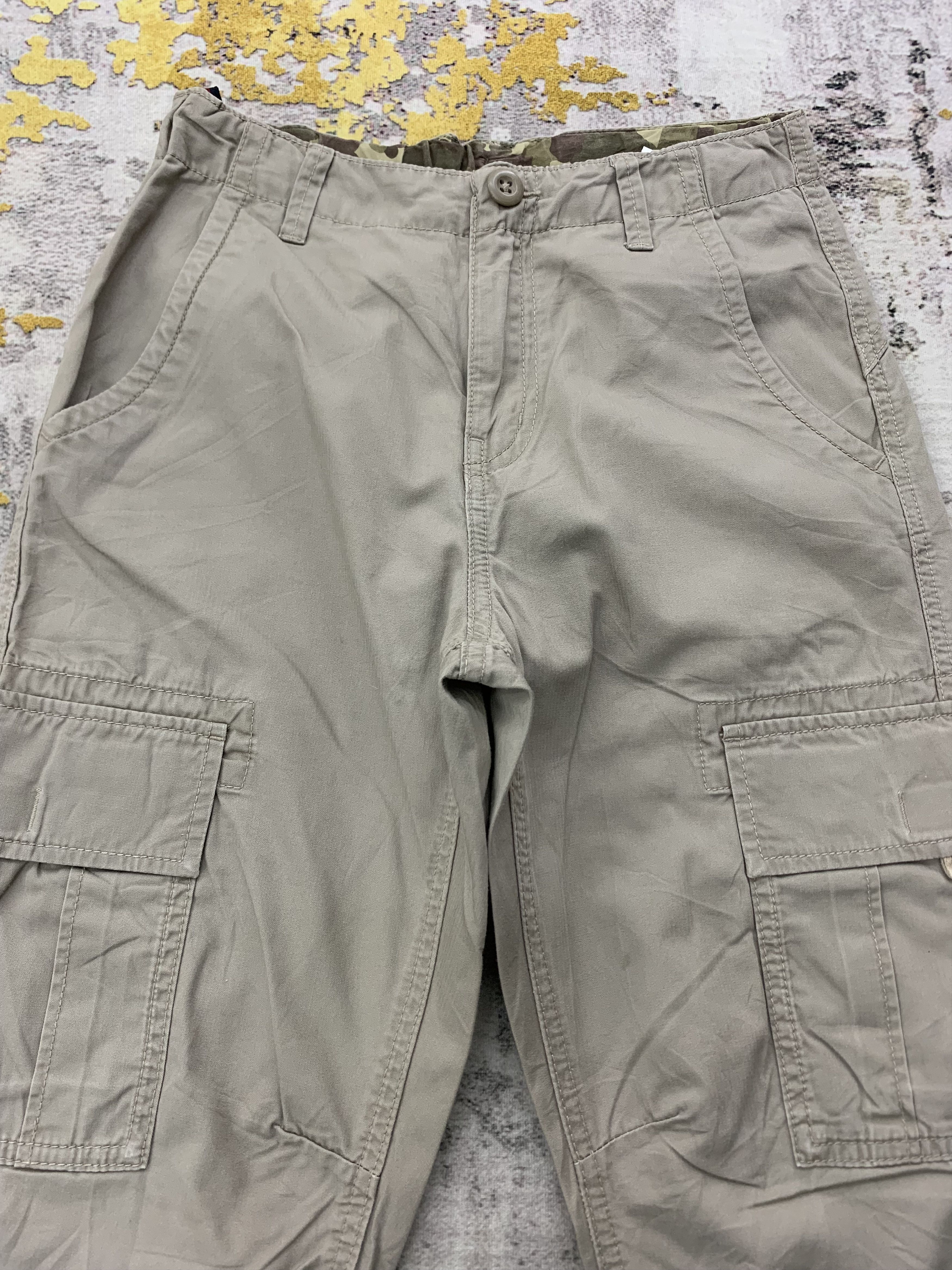 Japanese Brand × Uniqlo × Vintage Uniqlo Cargo Pants size 24 Size 24" / US 00 / IT 34 - 2 Thumbnail