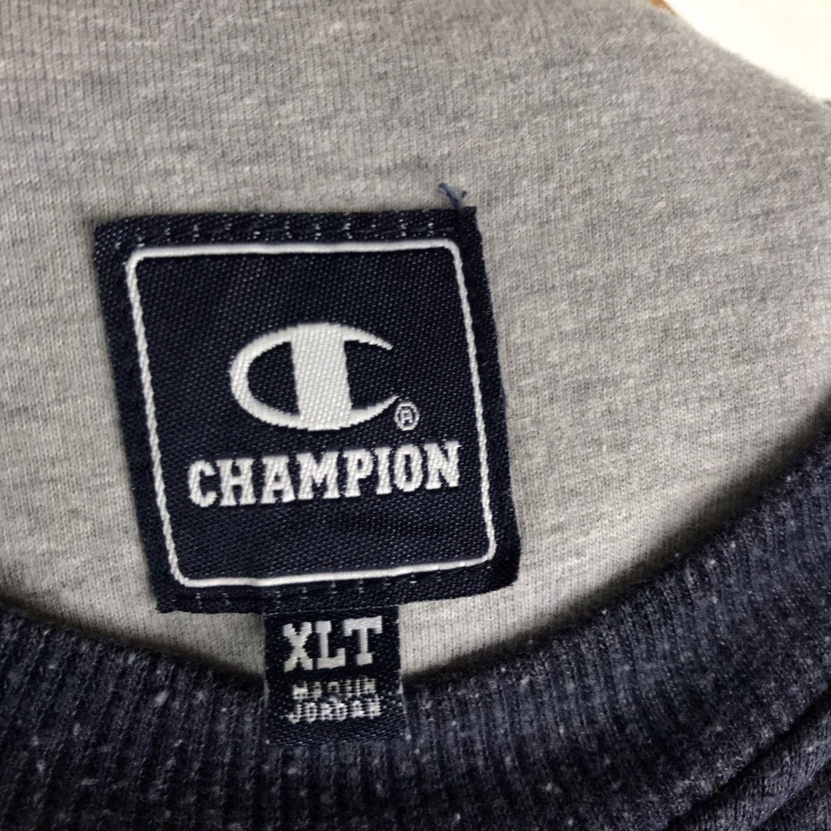Champion Vintage Champion Sleeve Logo Sweatshirt Size US XL / EU 56 / 4 - 4 Thumbnail