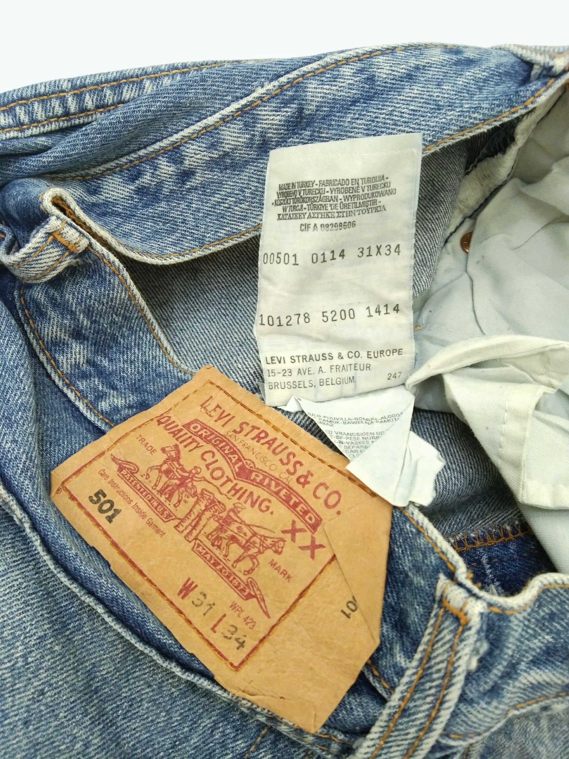 Levi's Vintage Levi's 501 Blue Wash Straight Leg Jeans 31x33 Size US 31 - 6 Thumbnail