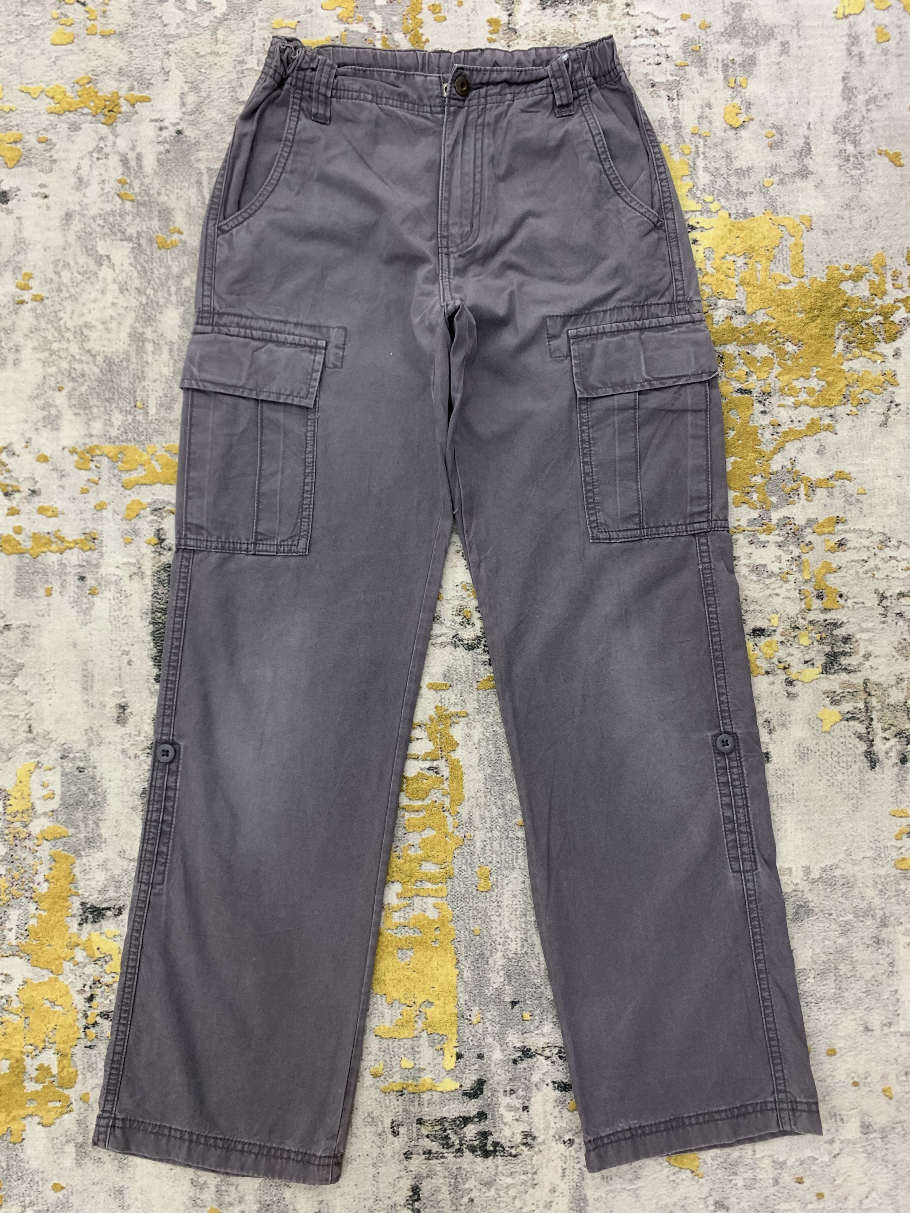 image of Uniqlo Cargo Pants Size 23 in Grey, Women's