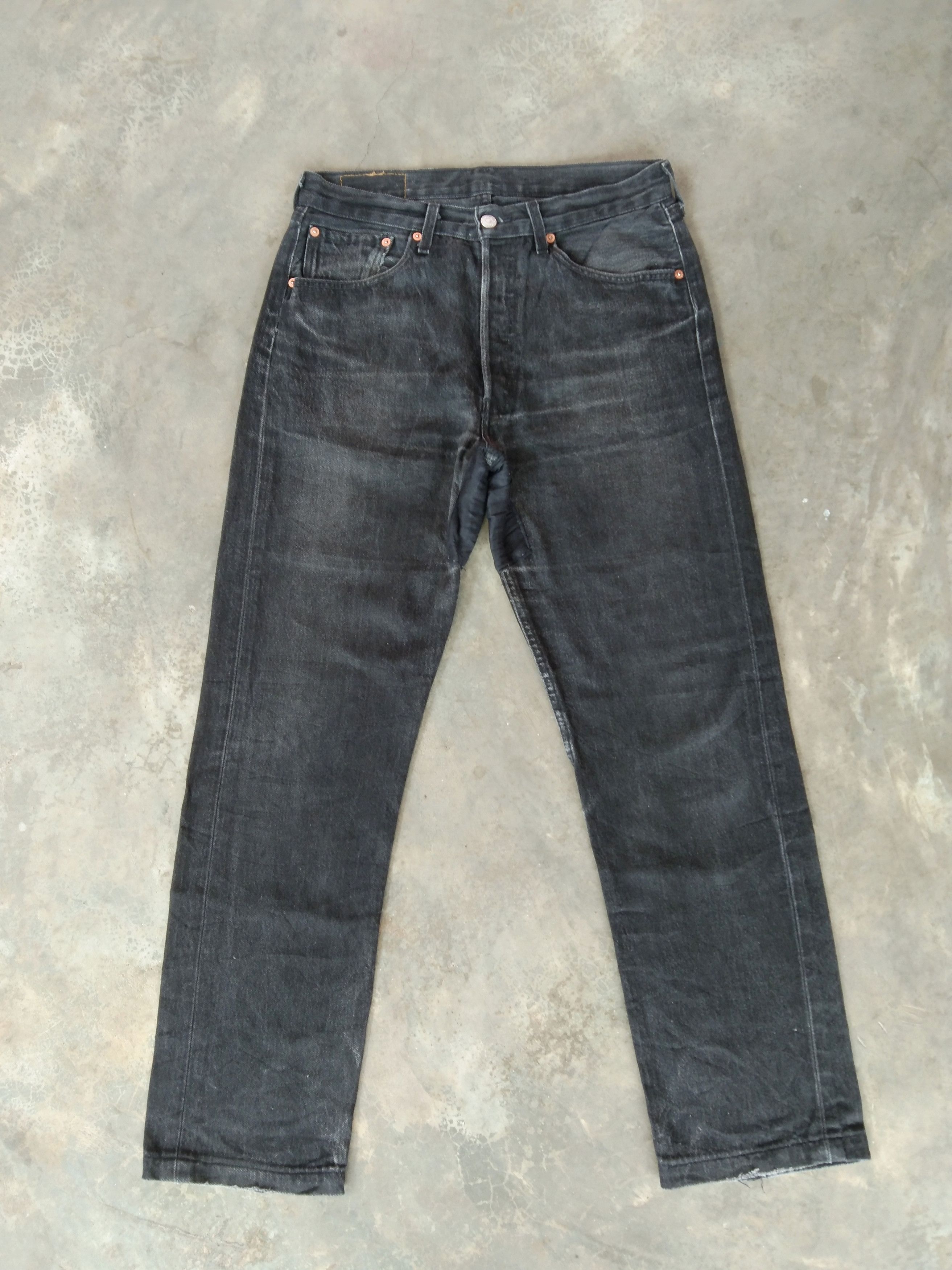 Levi's 90s Vintage Levi's 501 Black Distressed Jeans 31x29 Size US 31 - 1 Thumbnail