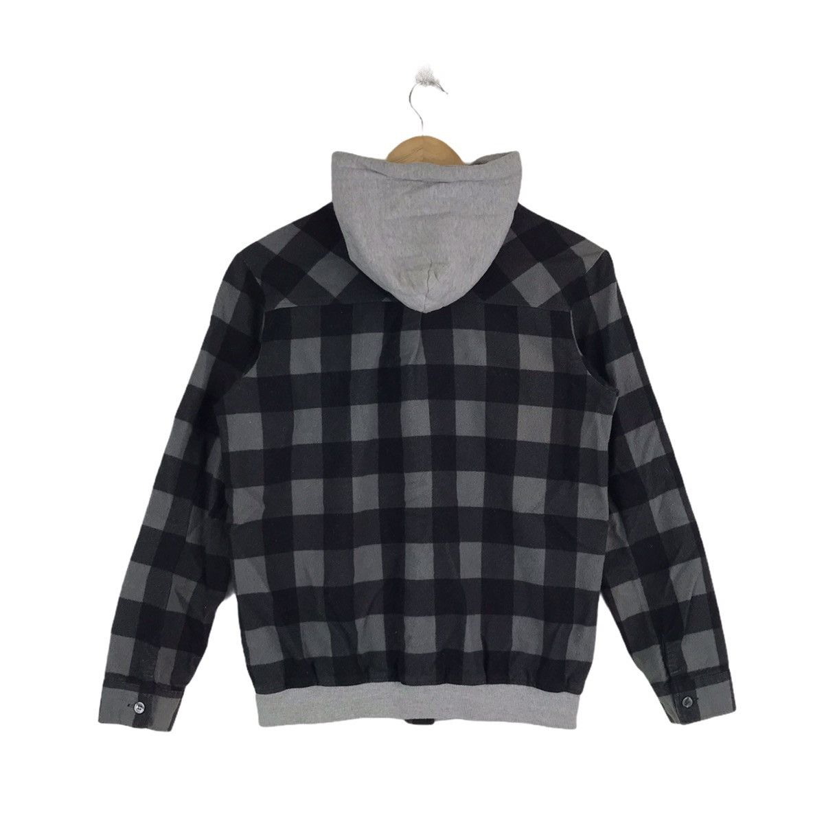 Japanese Brand Japanese Brand A.R.W Checkered Board Buttond Down Hoodie Size US M / EU 48-50 / 2 - 3 Thumbnail