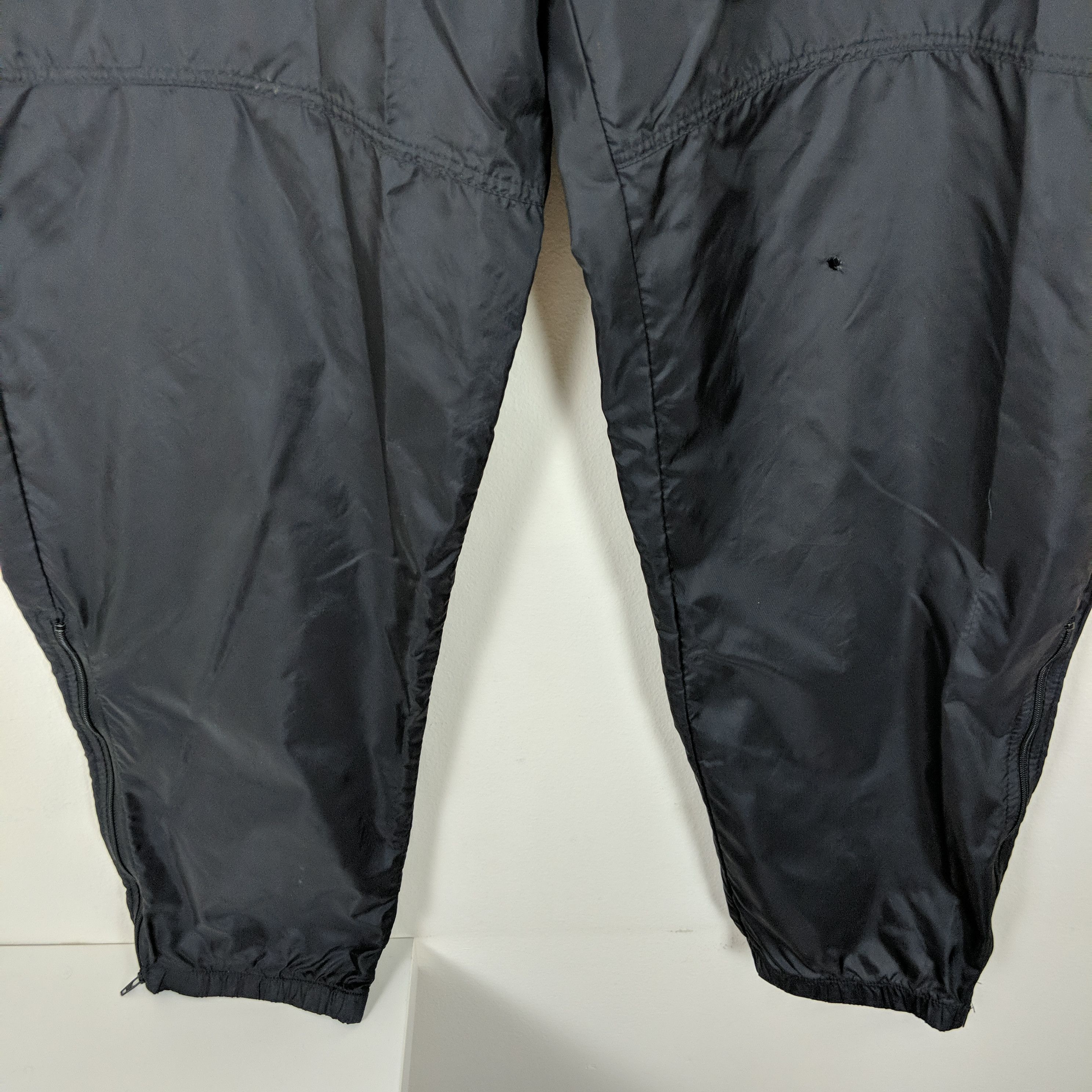 Nike Vintage 90s Nike Black Tonal Track Pants Size US 34 / EU 50 - 6 Thumbnail