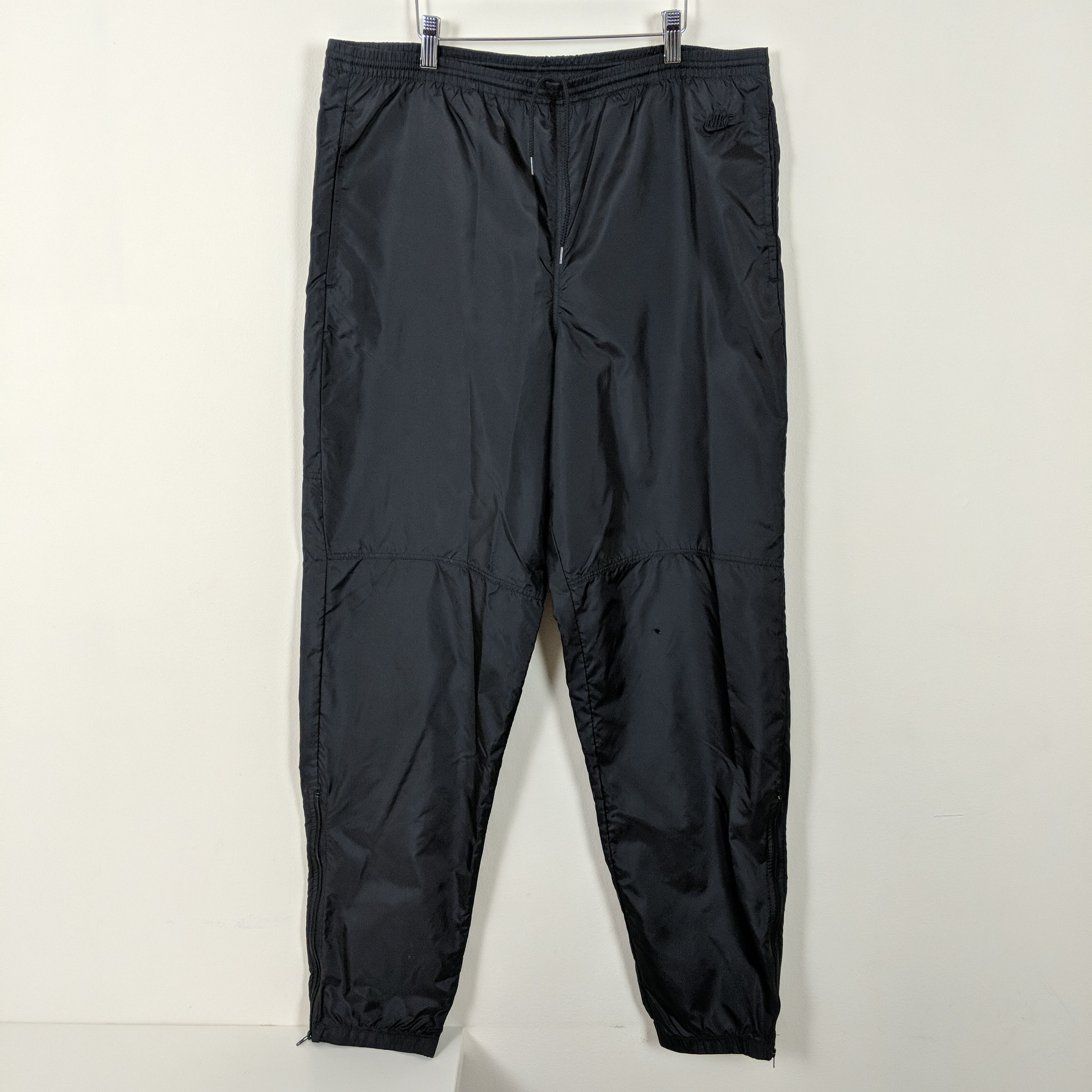 Nike Vintage 90s Nike Black Tonal Track Pants Size US 34 / EU 50 - 2 Thumbnail
