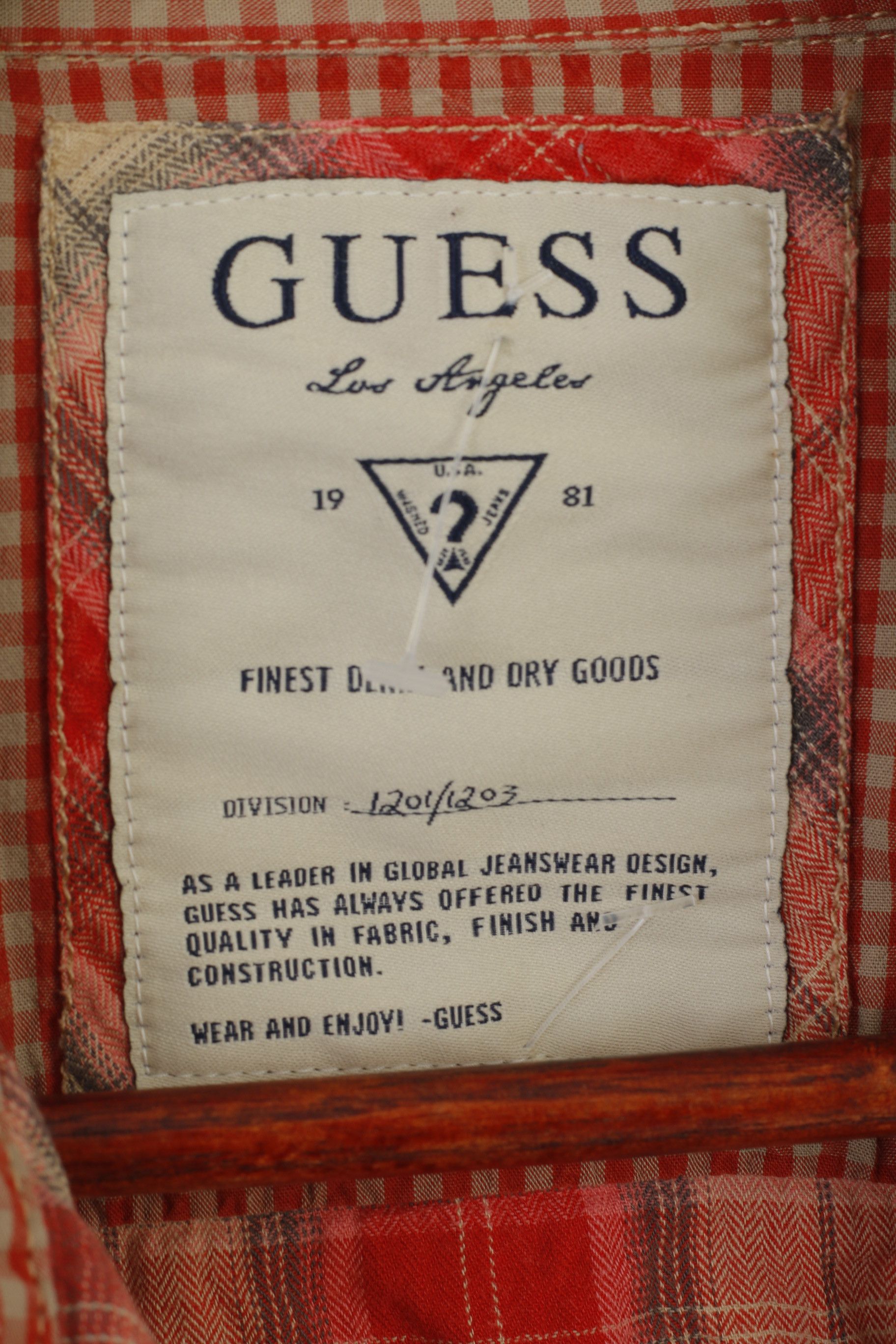 Guess Guess Los Angeles Men M Casual Shirt Red Check 8213 Size US M / EU 48-50 / 2 - 5 Thumbnail