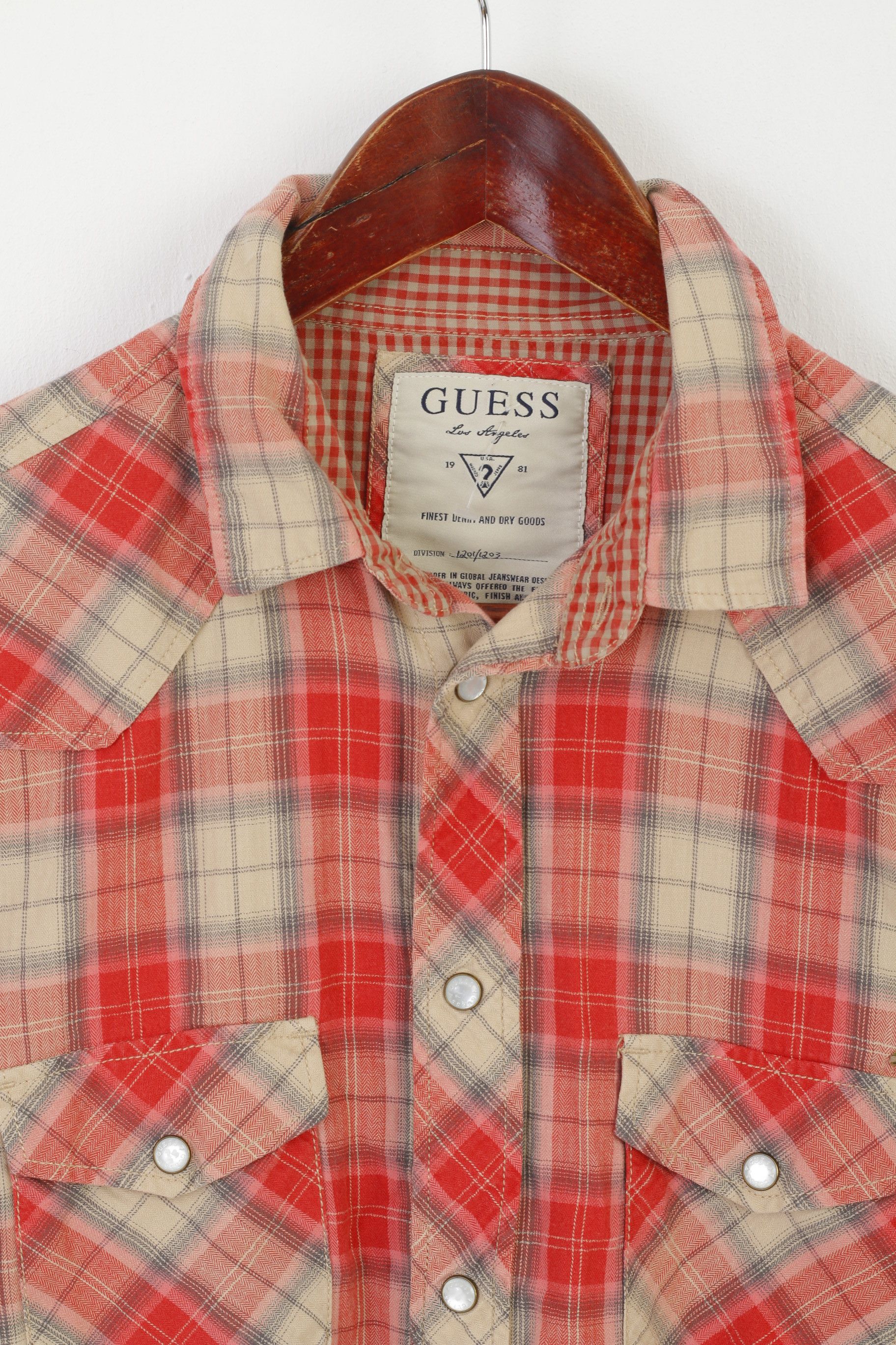Guess Guess Los Angeles Men M Casual Shirt Red Check 8213 Size US M / EU 48-50 / 2 - 2 Thumbnail