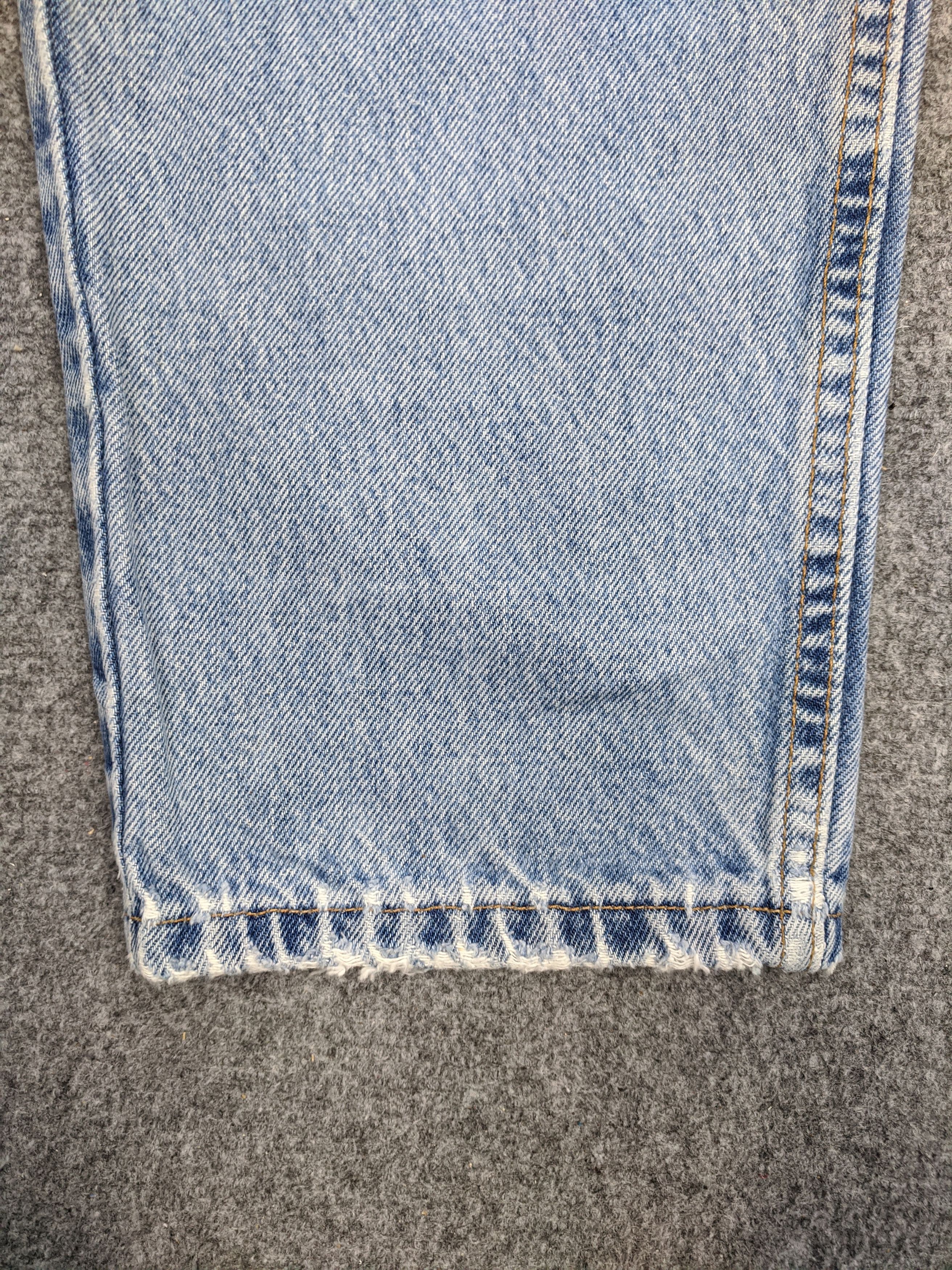 Levi's Vintage Levis 550 Jeans DP0642 Size US 31 - 13 Thumbnail