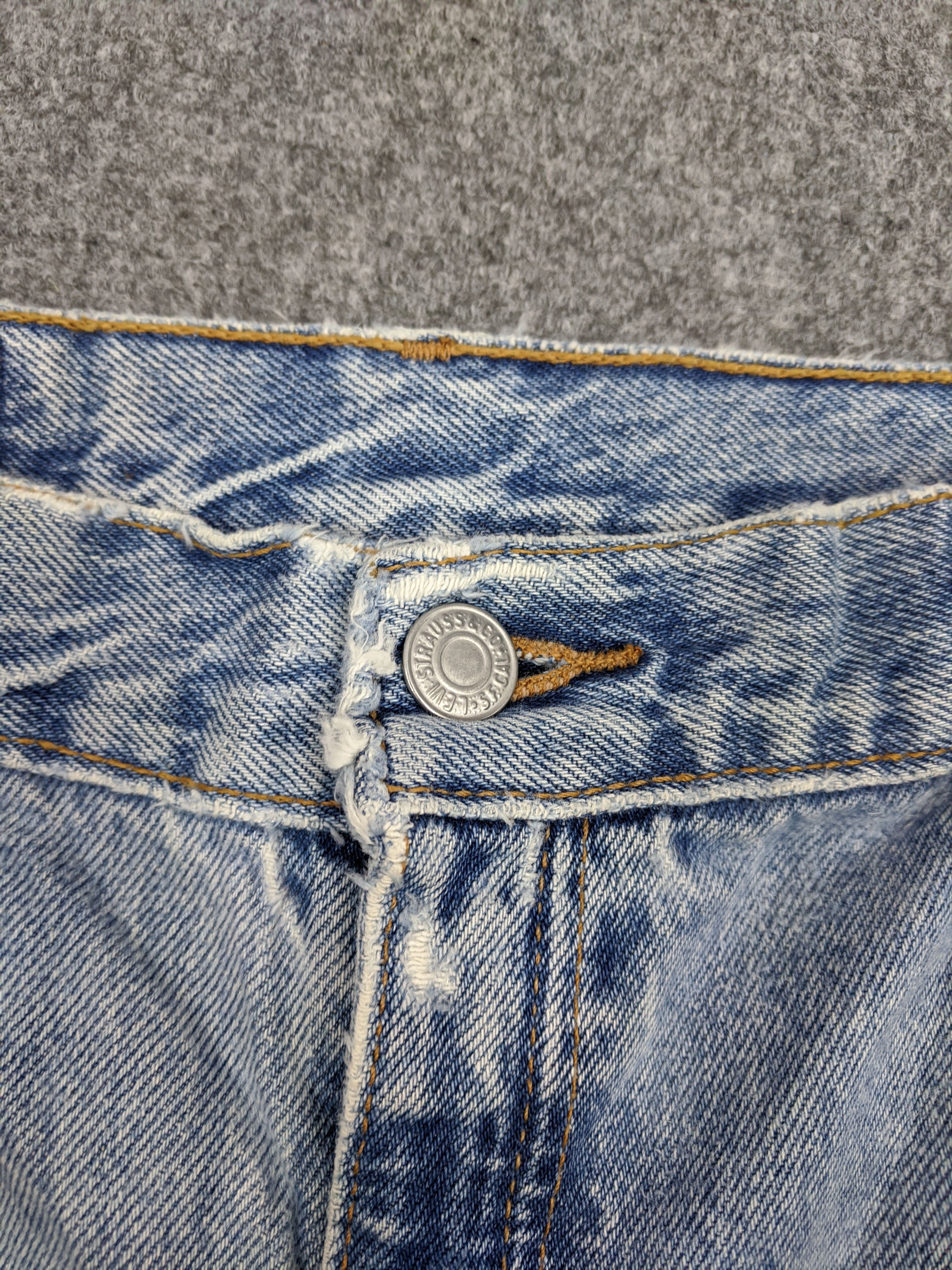 Levi's Vintage Levis 550 Jeans DP0642 Size US 31 - 9 Thumbnail