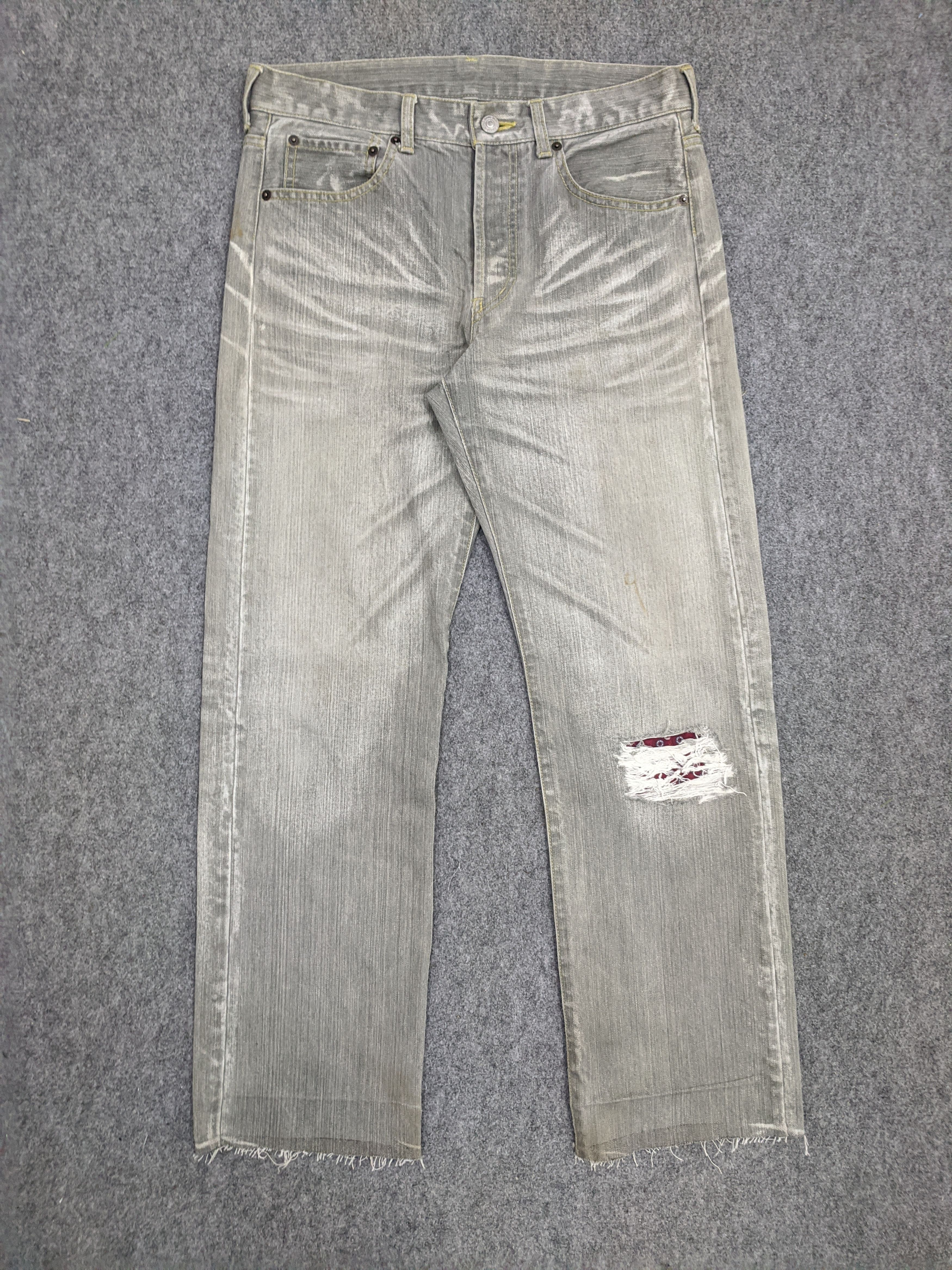 image of Takeo Kikuchi Lighwash Jeans in Silver, Men's (Size 31)