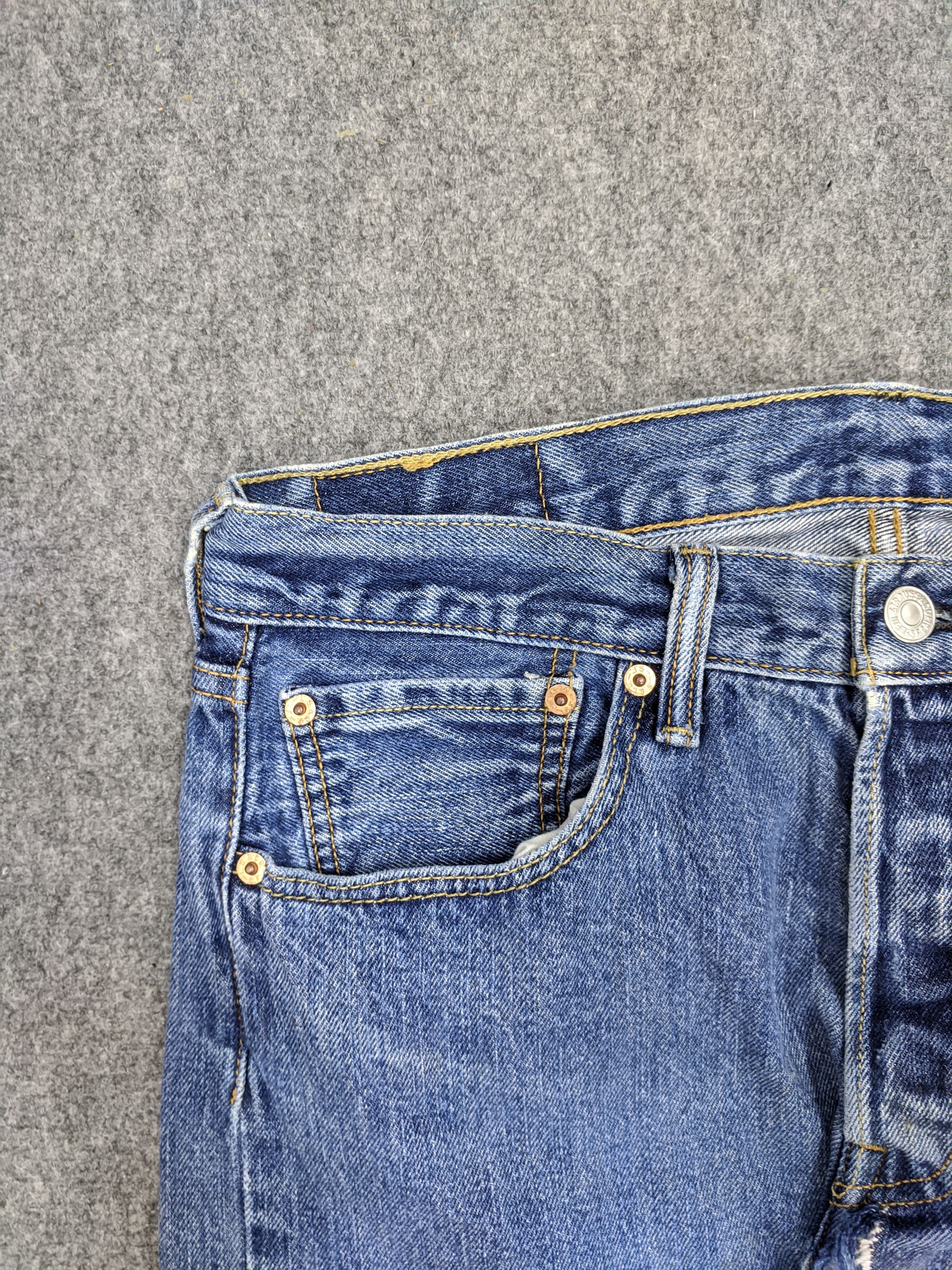 Levi's Vintage 90s Levis 501 Jeans DP0693 Size US 31 - 11 Thumbnail