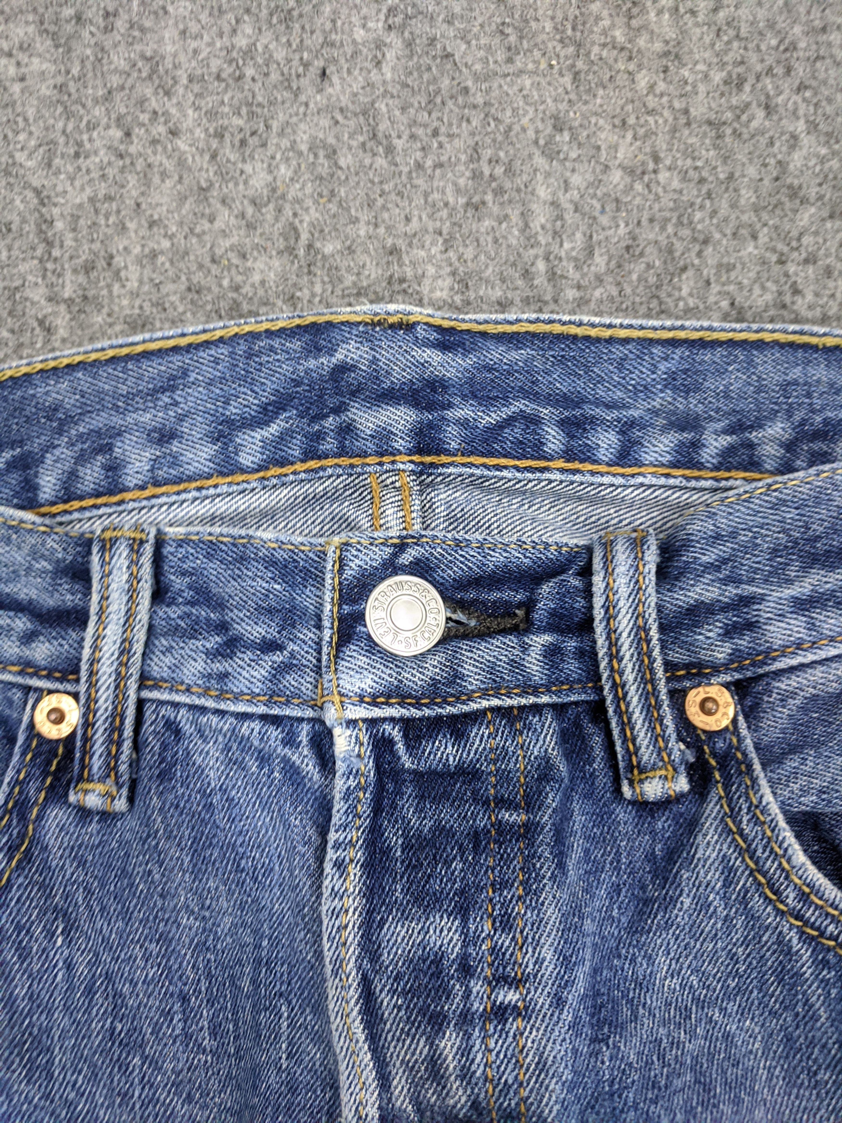 Levi's Vintage 90s Levis 501 Jeans DP0693 Size US 31 - 12 Thumbnail