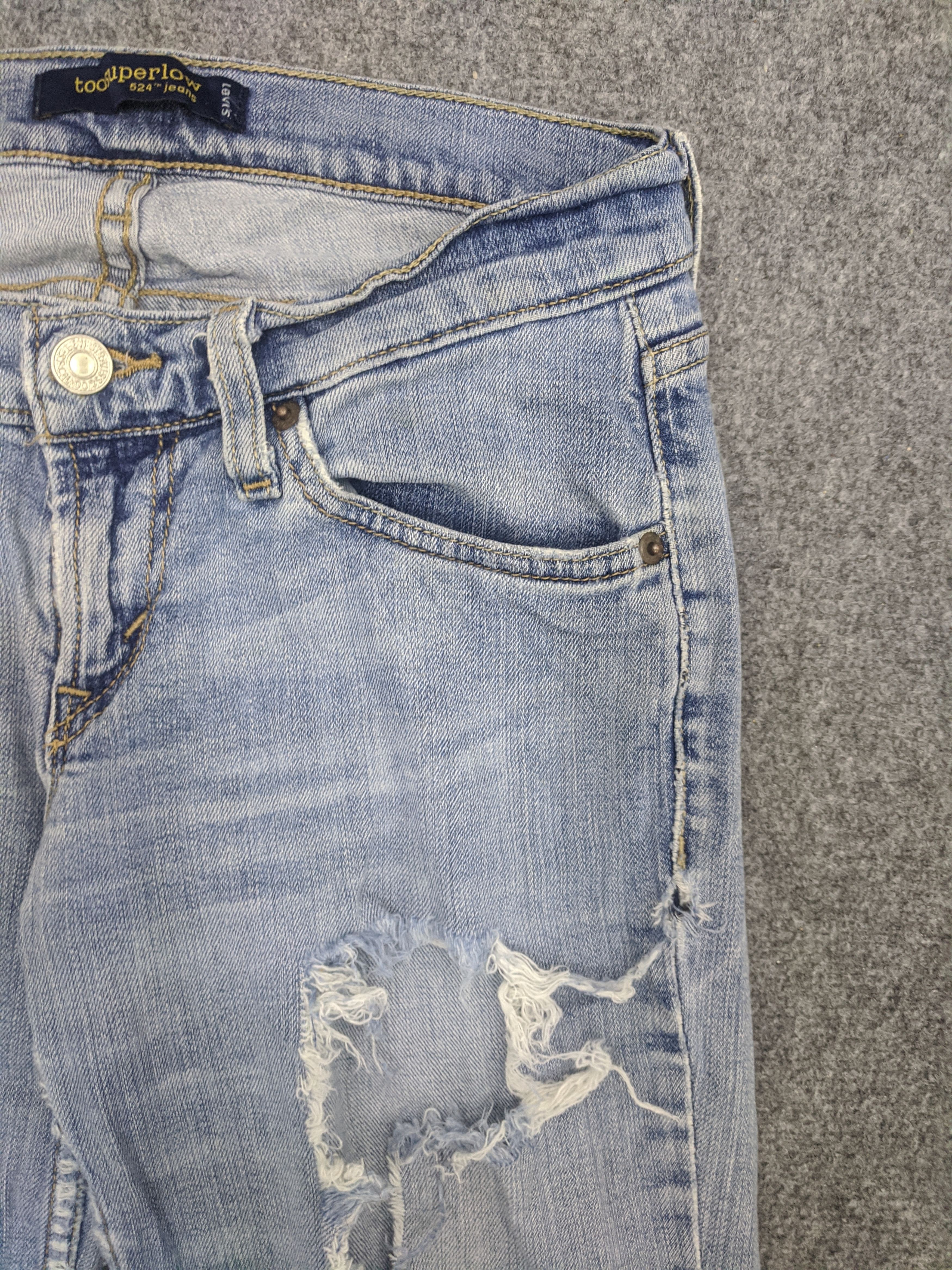Levi's Vintage Levis 524 Jeans DP0797 Size US 31 - 8 Thumbnail