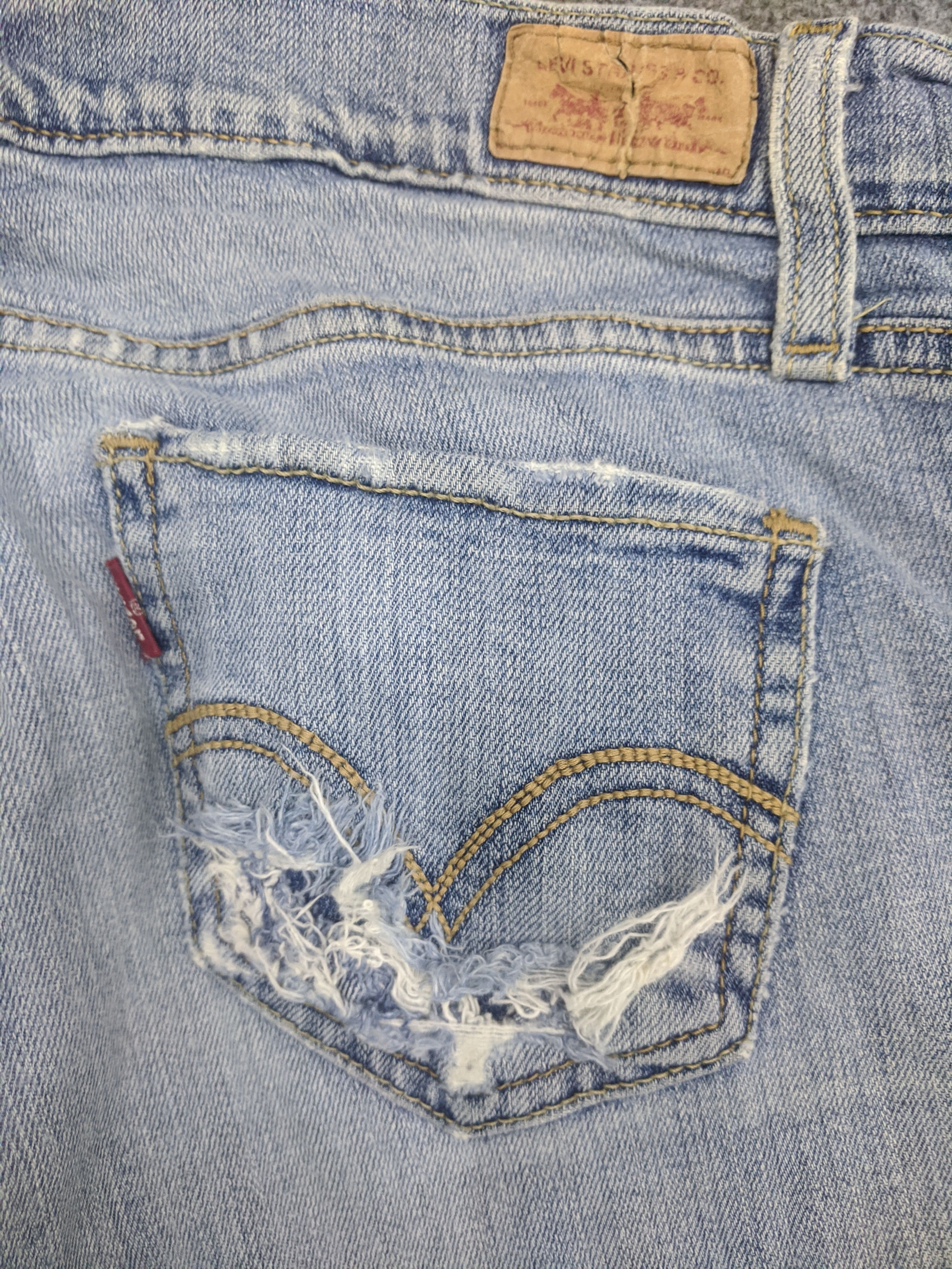 Levi's Vintage Levis 524 Jeans DP0797 Size US 31 - 13 Thumbnail