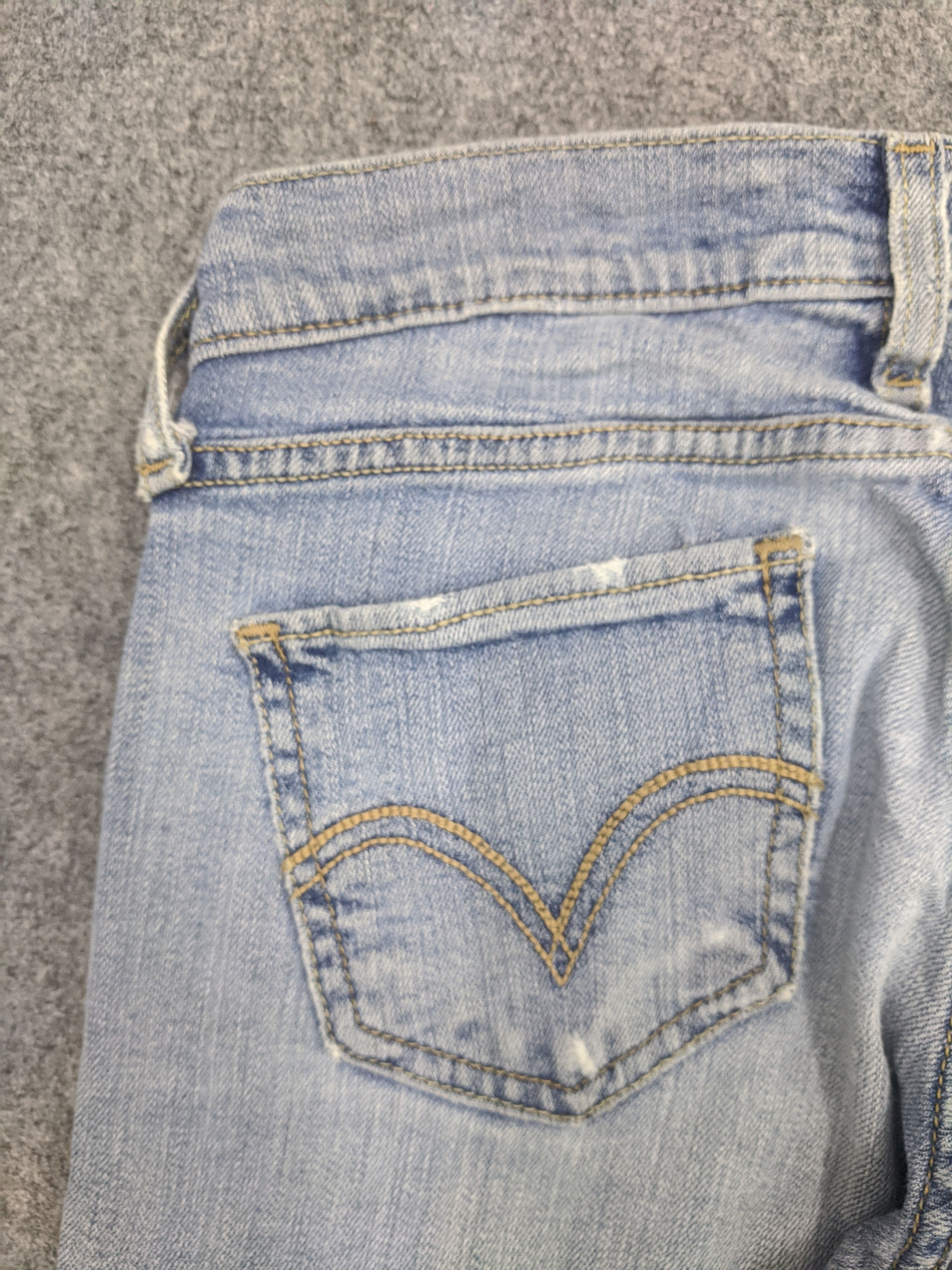 Levi's Vintage Levis 524 Jeans DP0797 Size US 31 - 14 Thumbnail