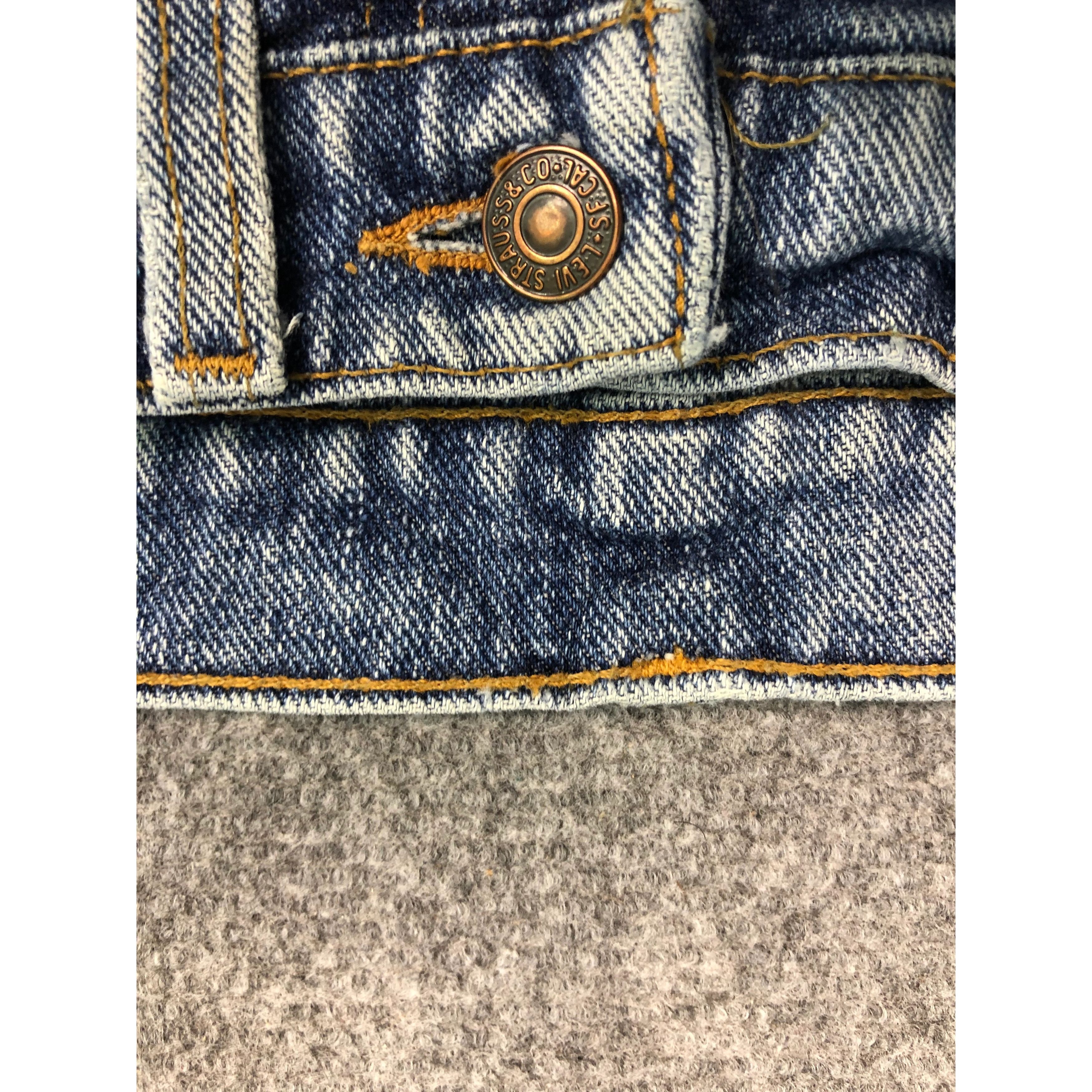 Levi's Vintage Levis 550 Jeans Lightwash DP0535 Size US 31 - 6 Thumbnail