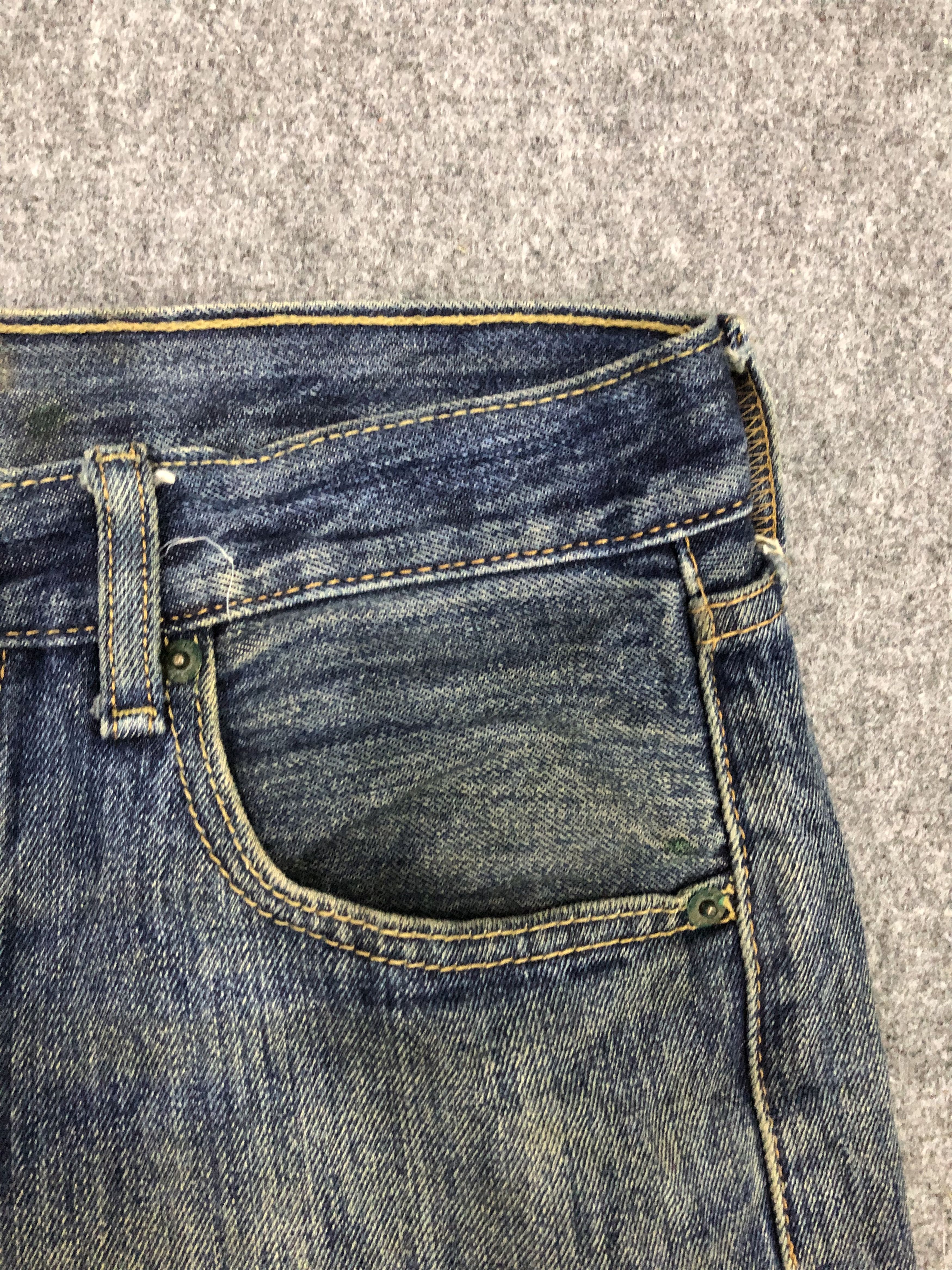 Levi's Vintage Levis 501 Light Wash Denim DP1137 Size US 31 - 7 Thumbnail