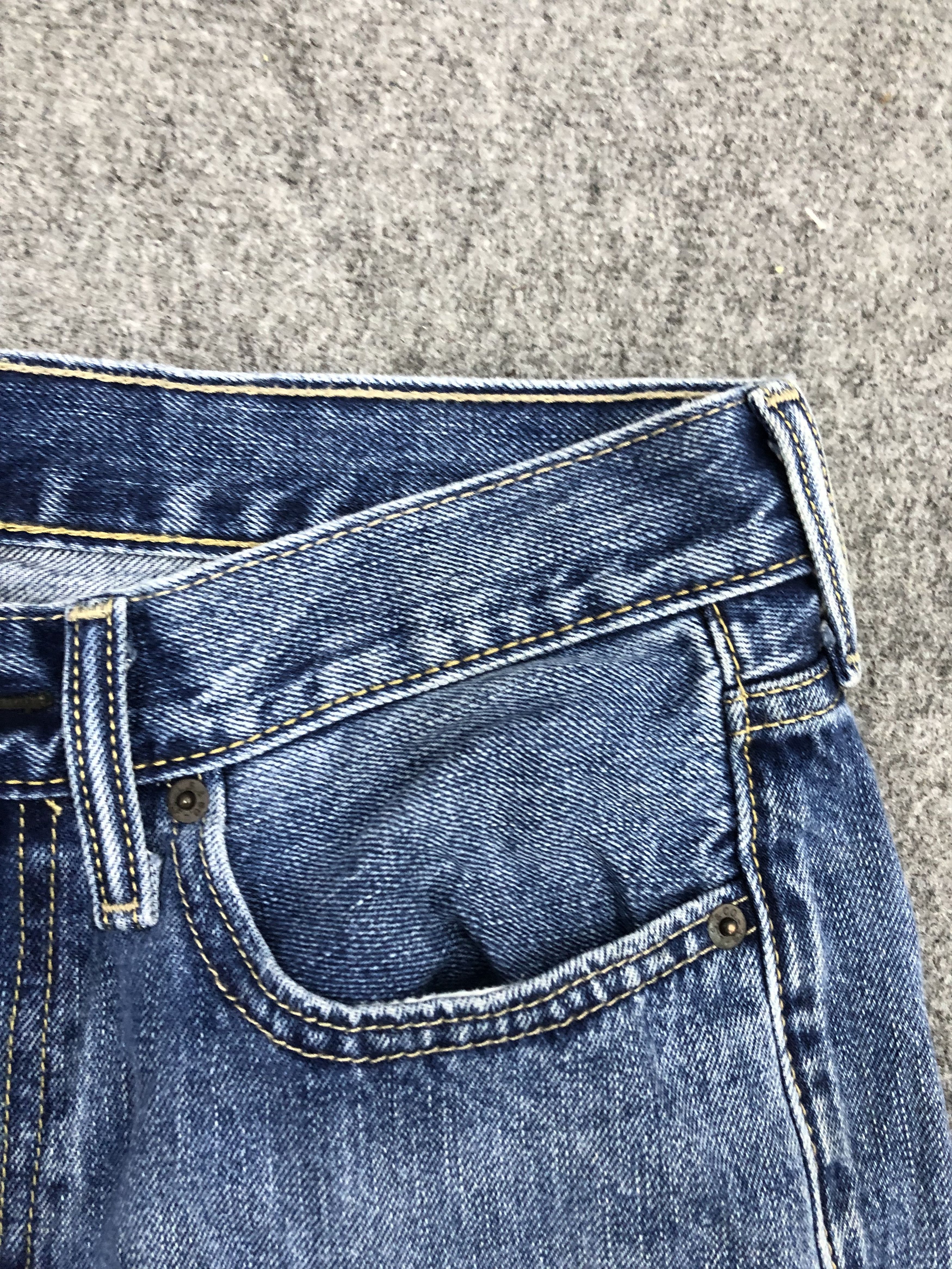 Levi's Vintage Levis 514 Light Wash Denim DP1199 Size US 31 - 8 Thumbnail