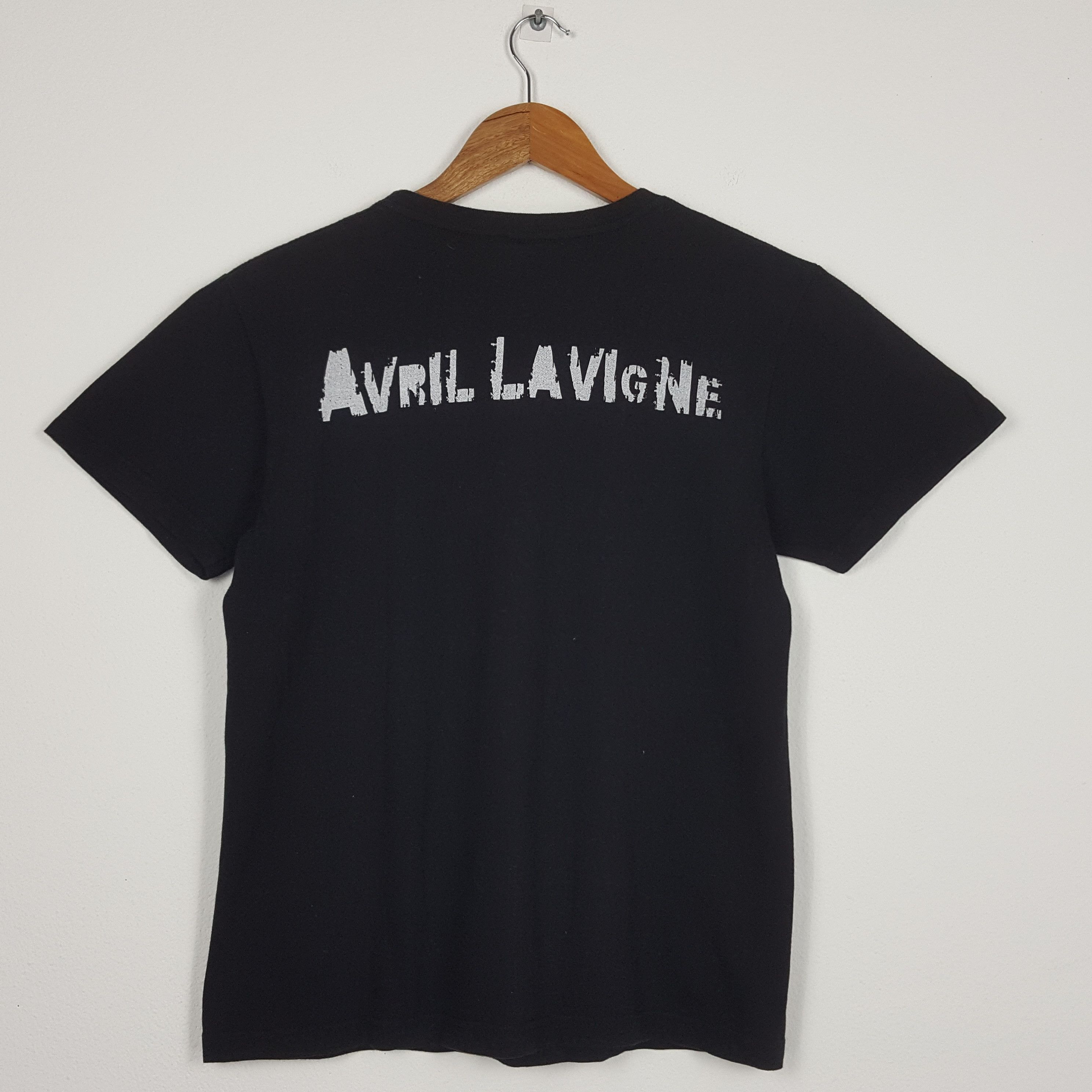 Vintage Avril Lavigne Canadian Singer tour t-shirt