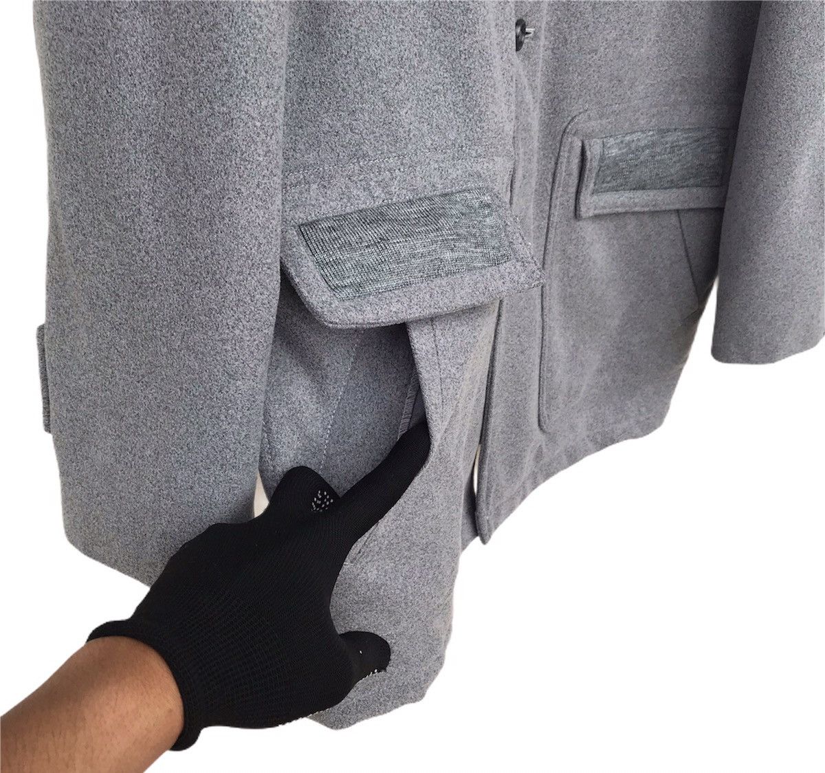 Japanese Brand Japanese brand Crest sherpa lining light grey jacket Size US L / EU 52-54 / 3 - 6 Thumbnail
