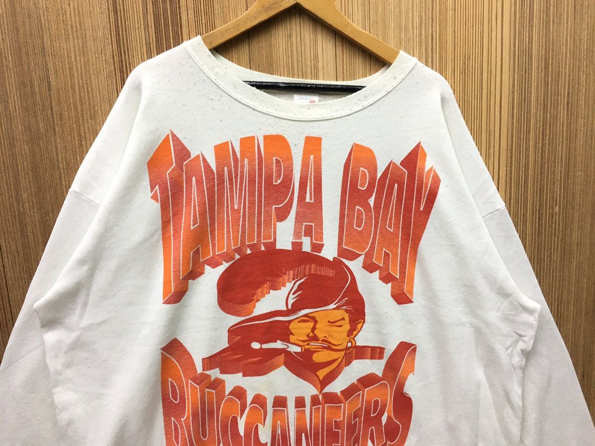 MLB × NFL × Vintage Vintage Tampa Bay Buccaneers NFL Football Team Sweatshirt Size US XXL / EU 58 / 5 - 2 Thumbnail