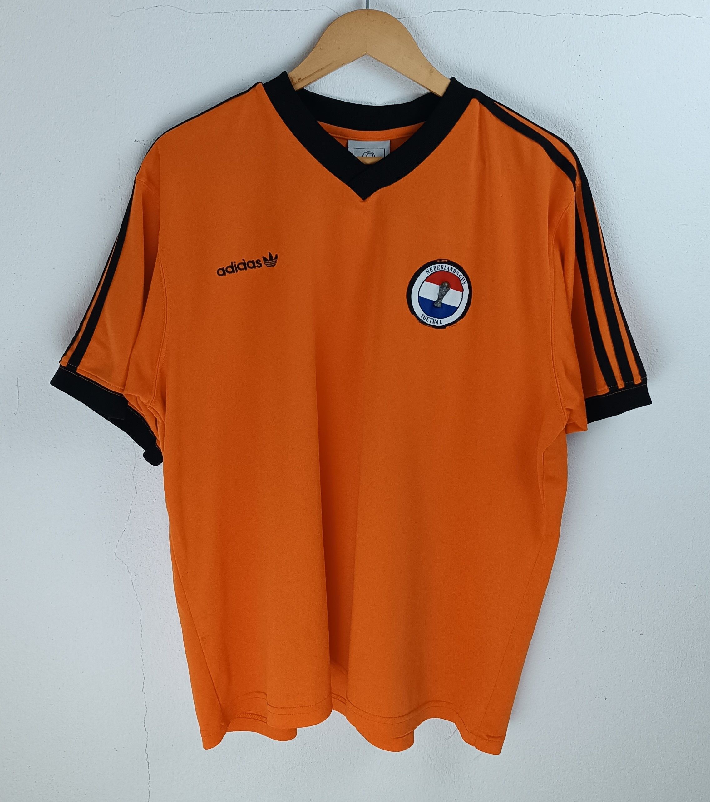Adidas 🔥RARE🔥VINTAGE '98 ADIDAS NETHERLANDS TEAM JERSEY Size US XL / EU 56 / 4 - 3 Thumbnail