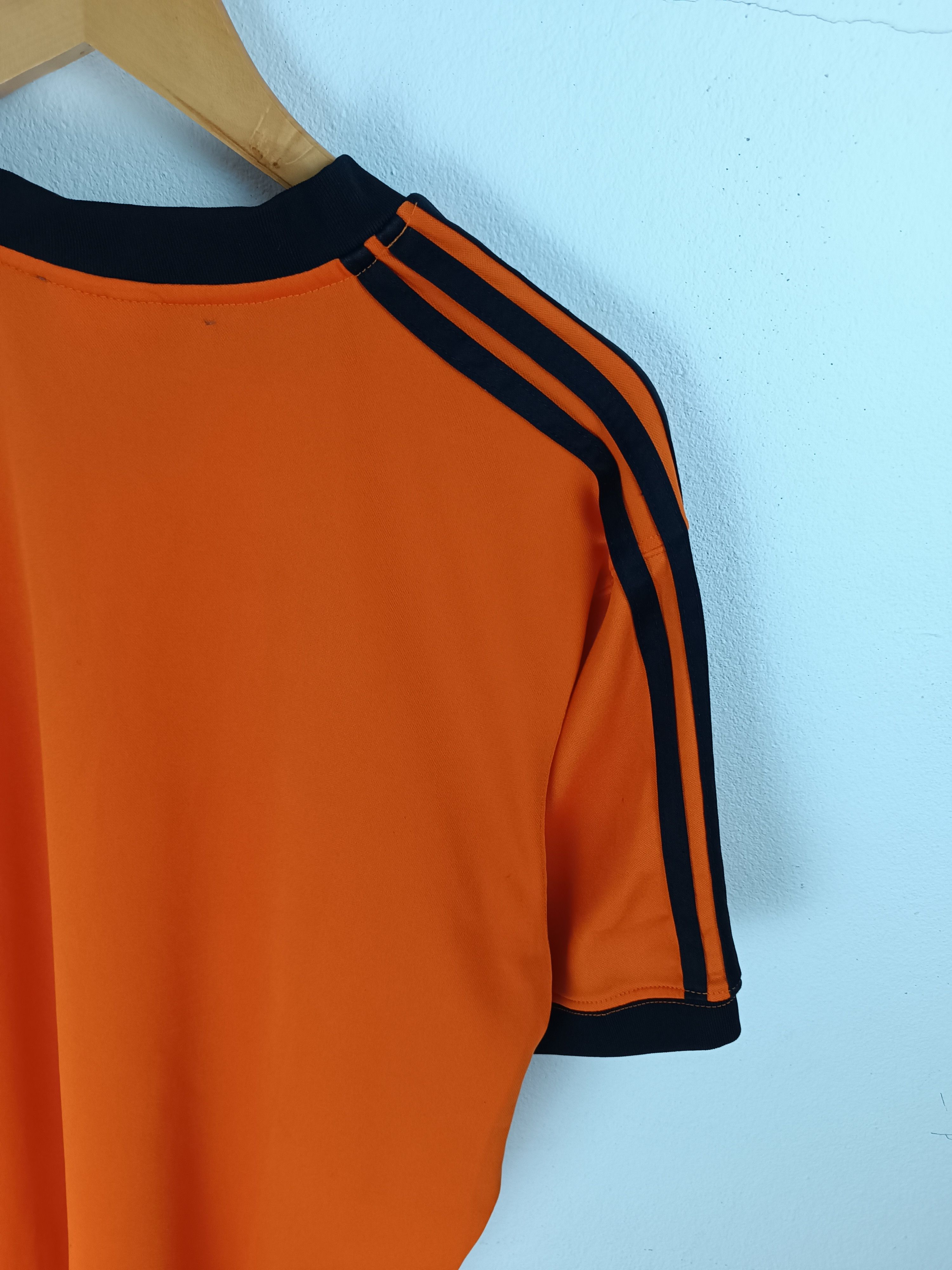 Adidas 🔥RARE🔥VINTAGE '98 ADIDAS NETHERLANDS TEAM JERSEY Size US XL / EU 56 / 4 - 16 Thumbnail