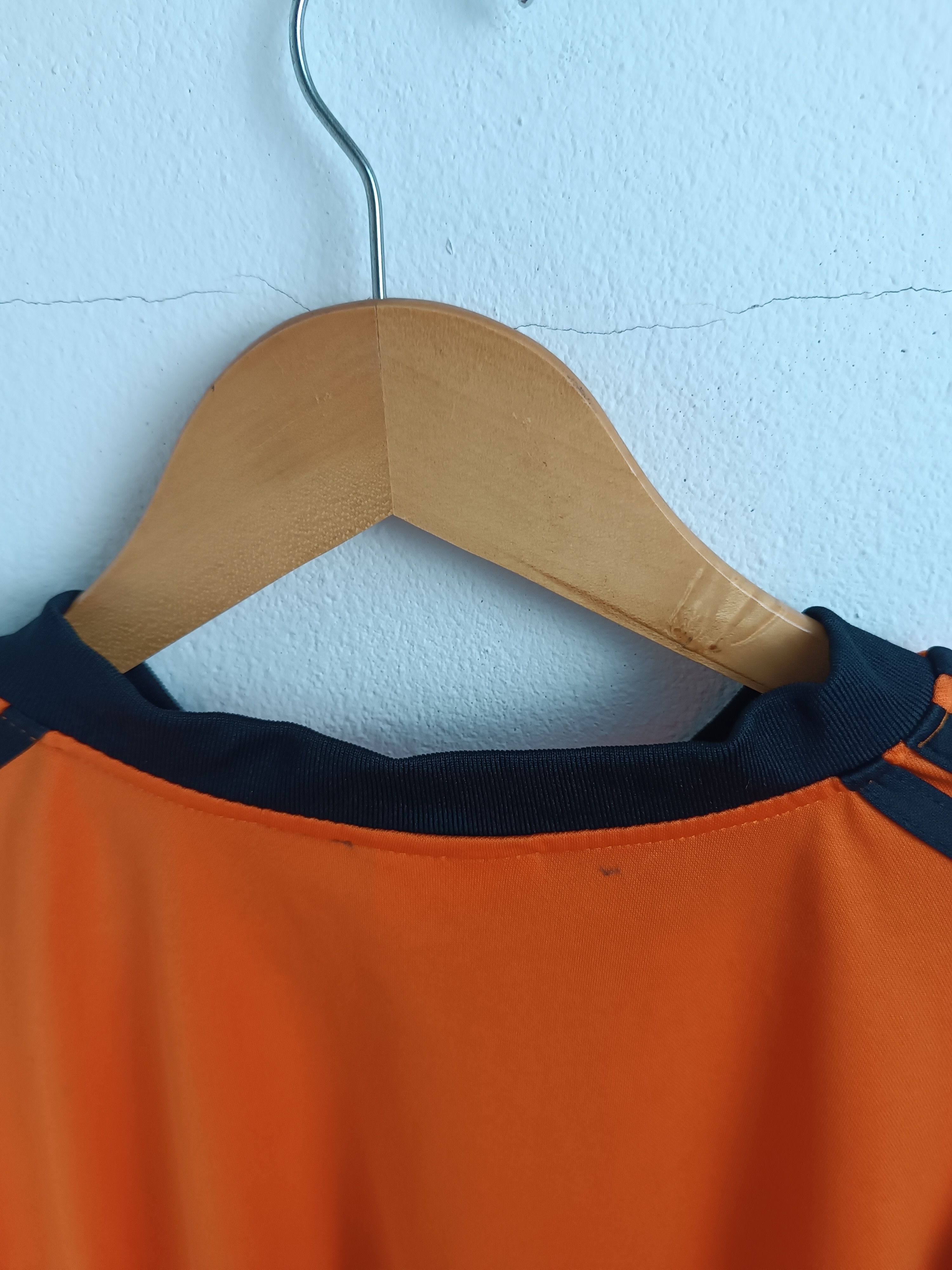 Adidas 🔥RARE🔥VINTAGE '98 ADIDAS NETHERLANDS TEAM JERSEY Size US XL / EU 56 / 4 - 18 Thumbnail