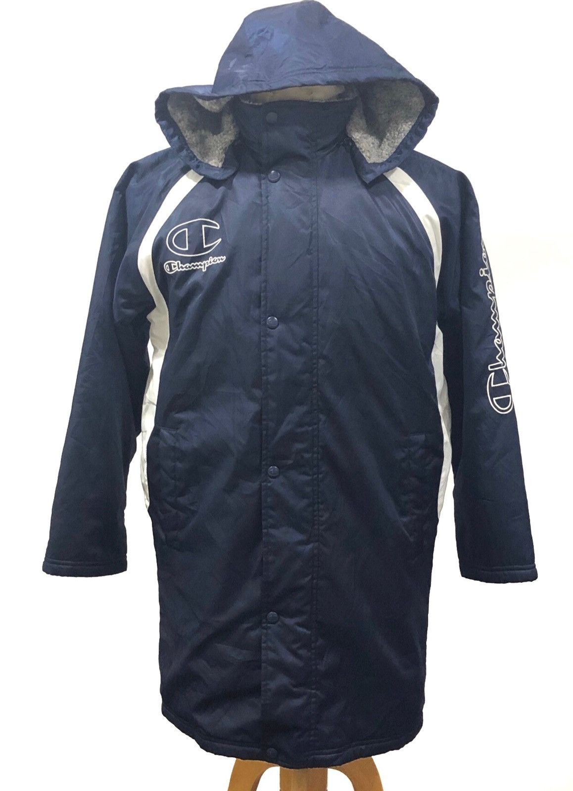 image of Champion Windbreaker Hiking Jacket Hoodie Winter Wear Women in Blue (Size Medium)