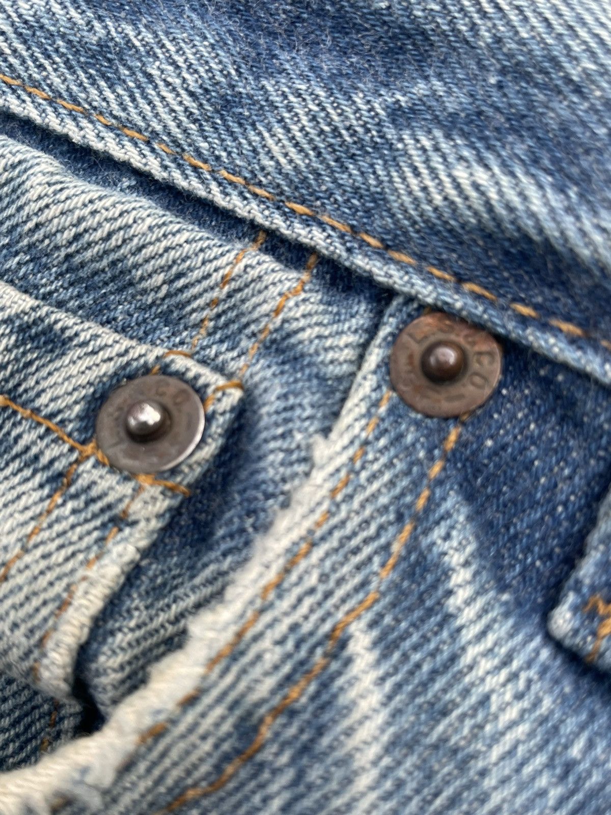 Levi's Vintage Levi’s 501 1987 Usa Aging Rework Zigzag Size US 33 - 12 Thumbnail