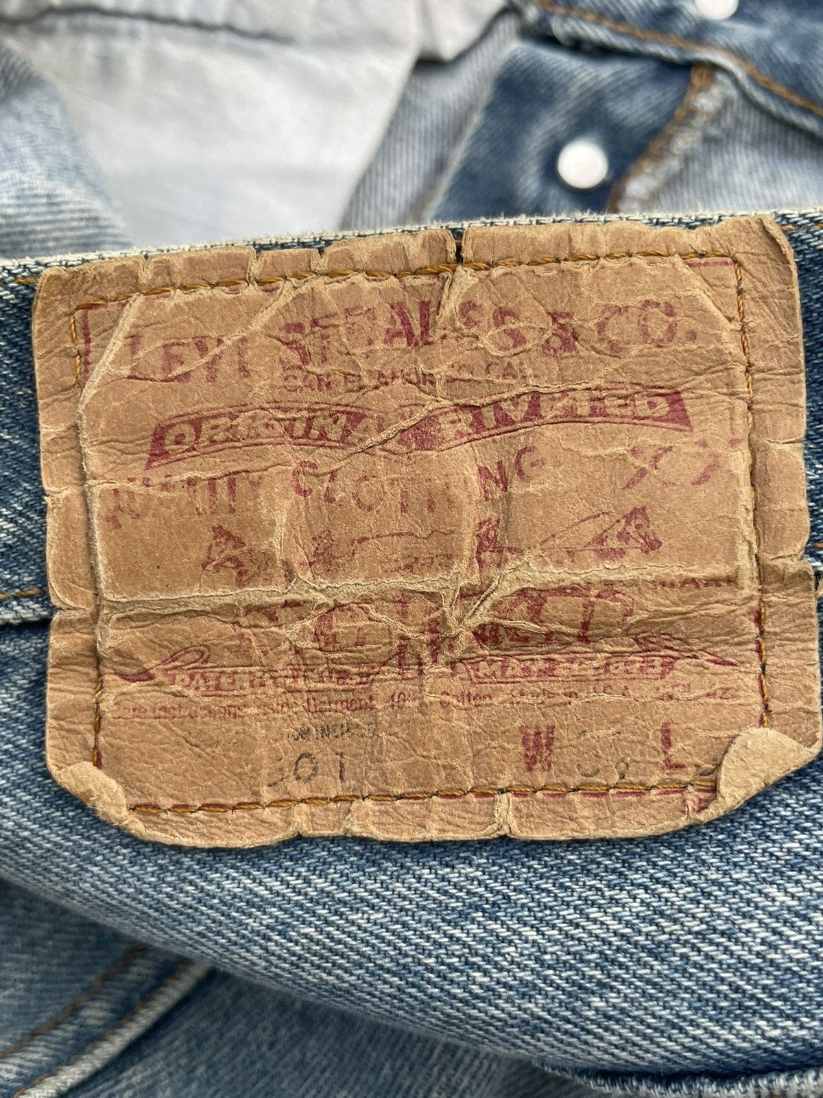 Levi's Vintage Levi’s 501 1987 Usa Aging Rework Zigzag Size US 33 - 6 Thumbnail