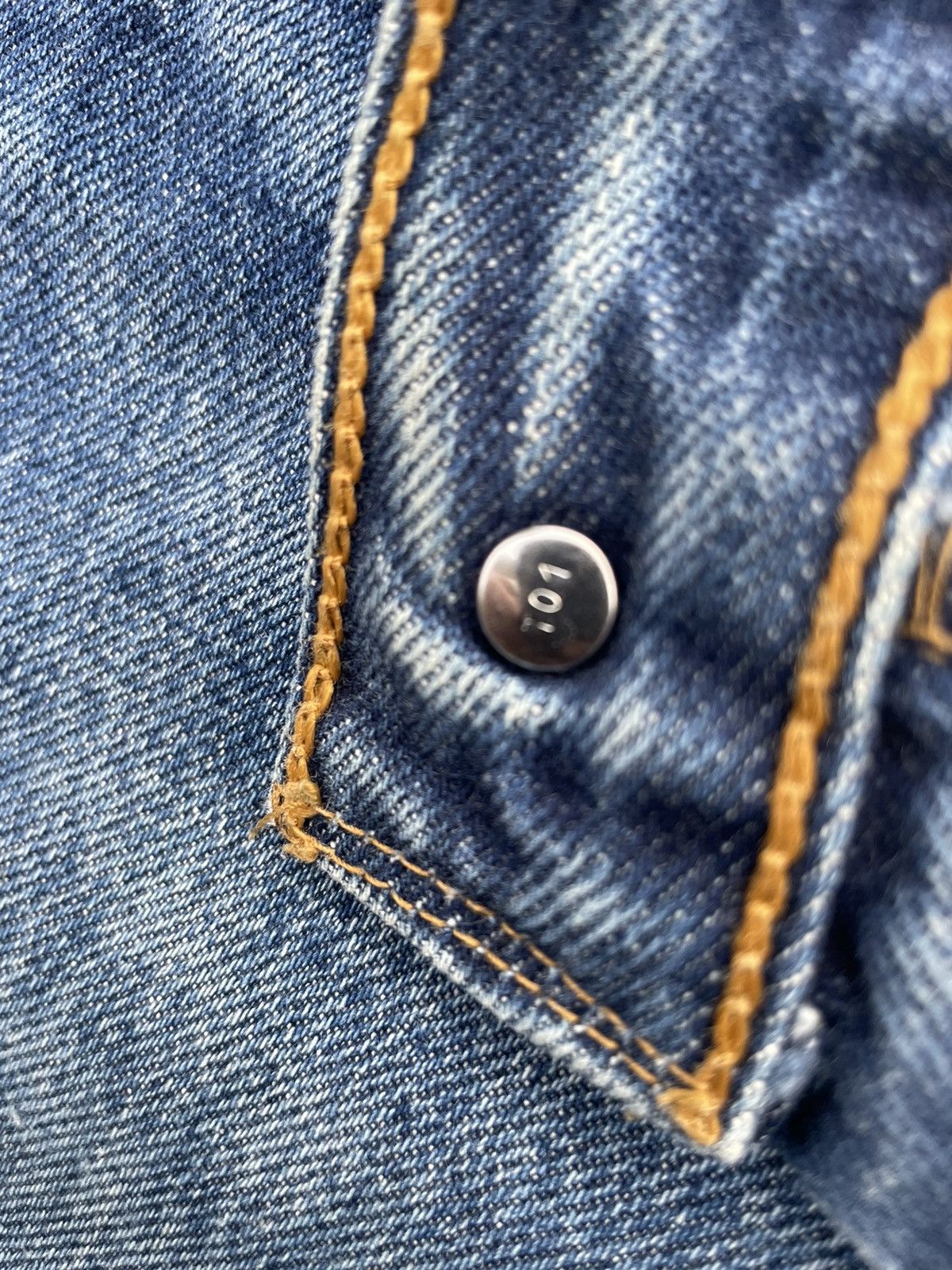 Levi's Levi’s 501 e 2001 Aging Distressed Denim Size US 31 - 18 Thumbnail