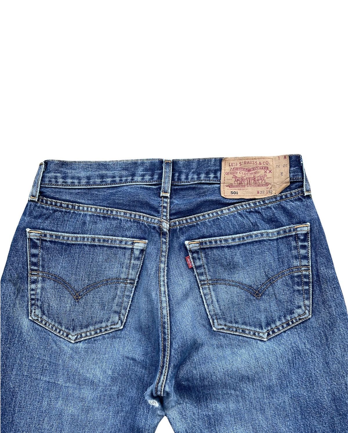 Levi's Levi’s 501 e 2001 Aging Distressed Denim Size US 31 - 11 Thumbnail