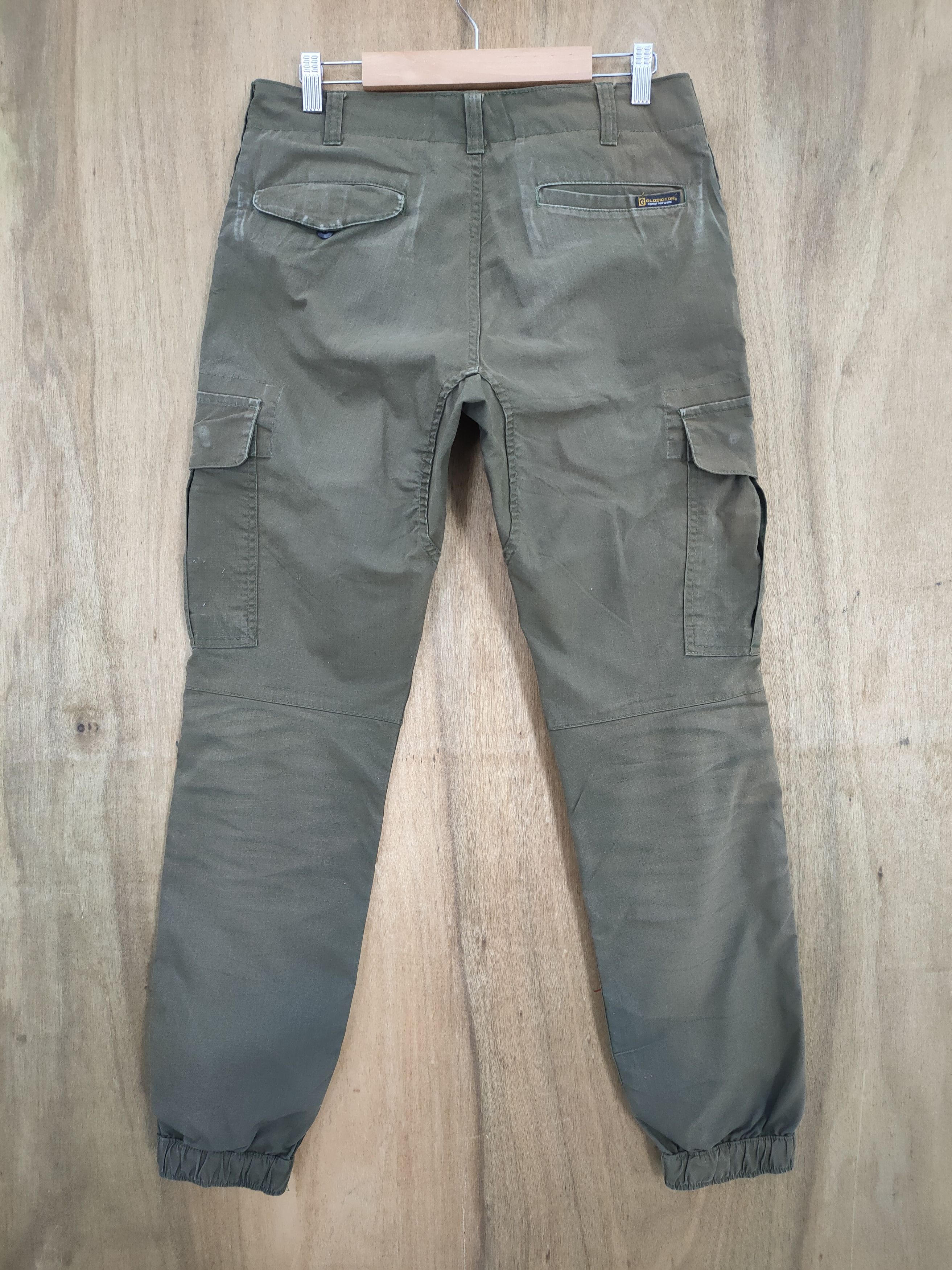 Japanese Brand VINTAGE GLADIATOR BROWN CARGO PANTS Size US 32 / EU 48 - 7 Thumbnail