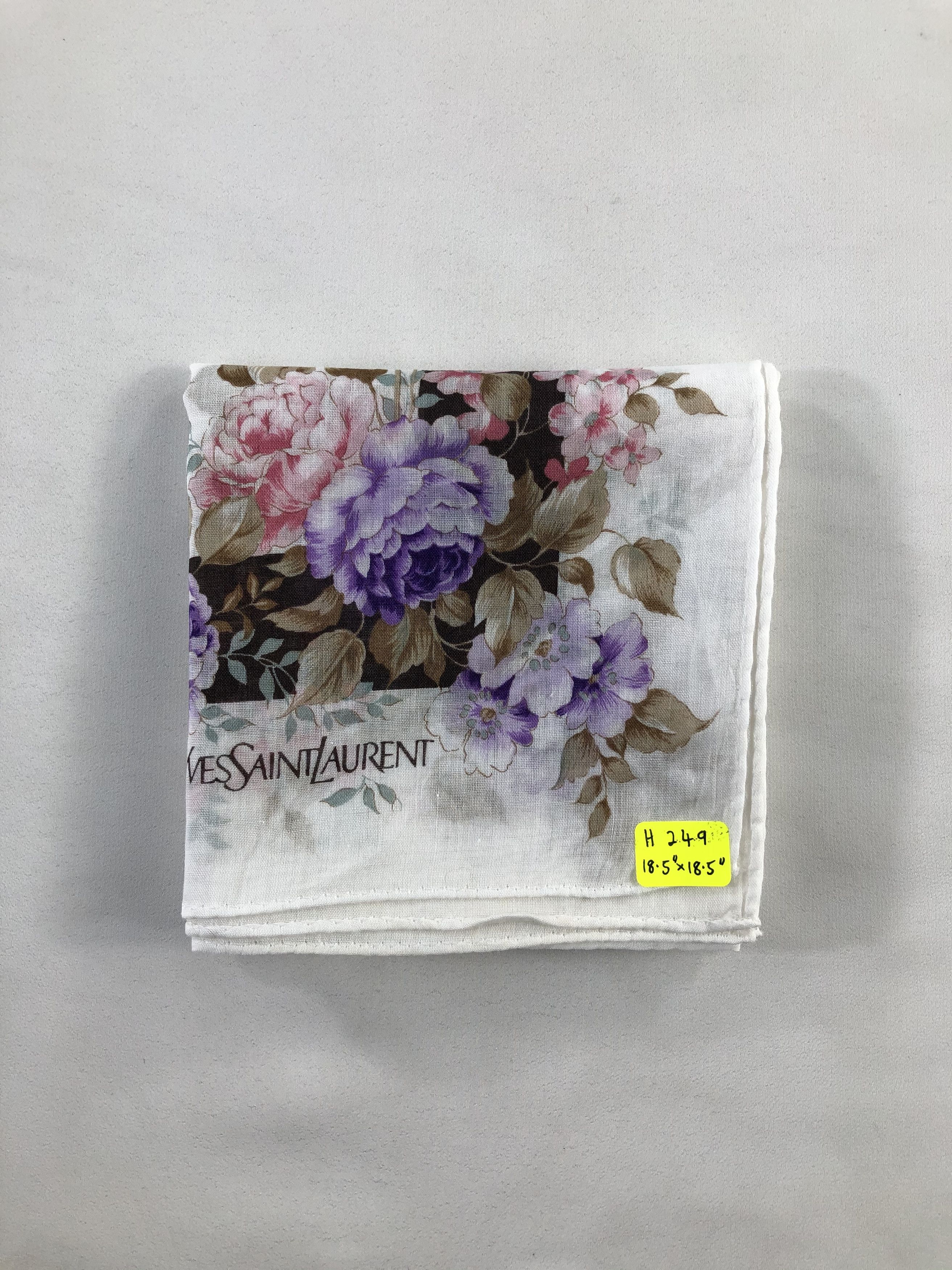 Yves Saint Laurent Yves Saint Laurent Handkerchief / Bandana / Neckerchief Size ONE SIZE - 4 Thumbnail