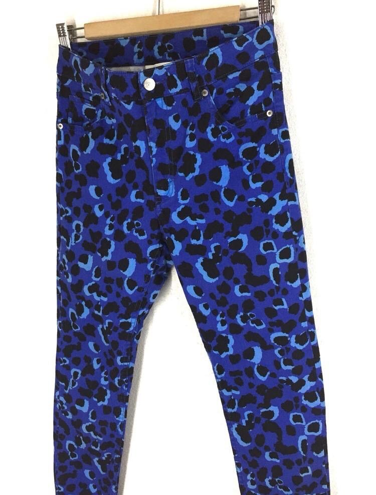 Japanese Brand Monki Blue Leopard Printed Skinny Pants Size US 28 / EU 44 - 2 Thumbnail