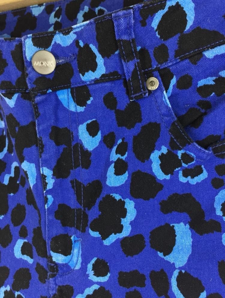 Japanese Brand Monki Blue Leopard Printed Skinny Pants Size US 28 / EU 44 - 3 Thumbnail