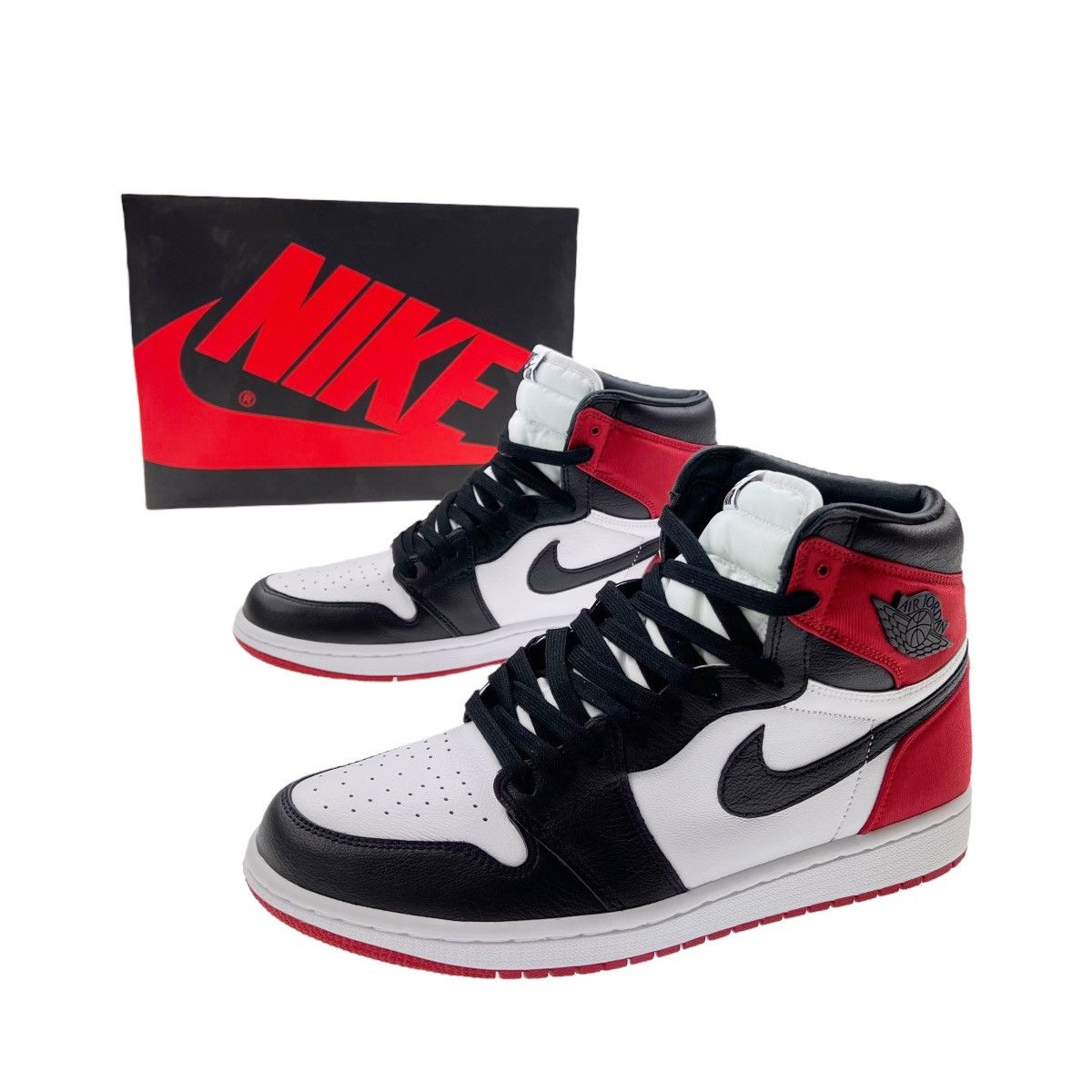 Jordan Brand Nike Air Jordan 1 Retro High Satin Black Toe (W) Size US 10.5 / IT 40.5 - 1 Thumbnail