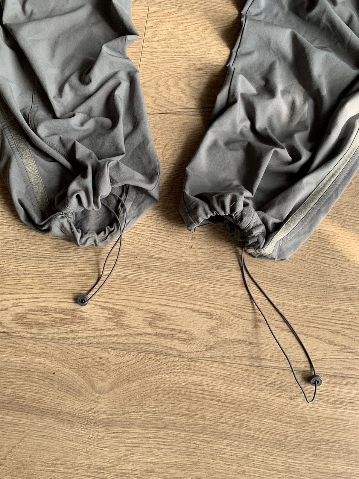 Nike × Vintage Vintage Nike Grey Track Pants Swoosh Drill Size US 36 / EU 52 - 3 Thumbnail