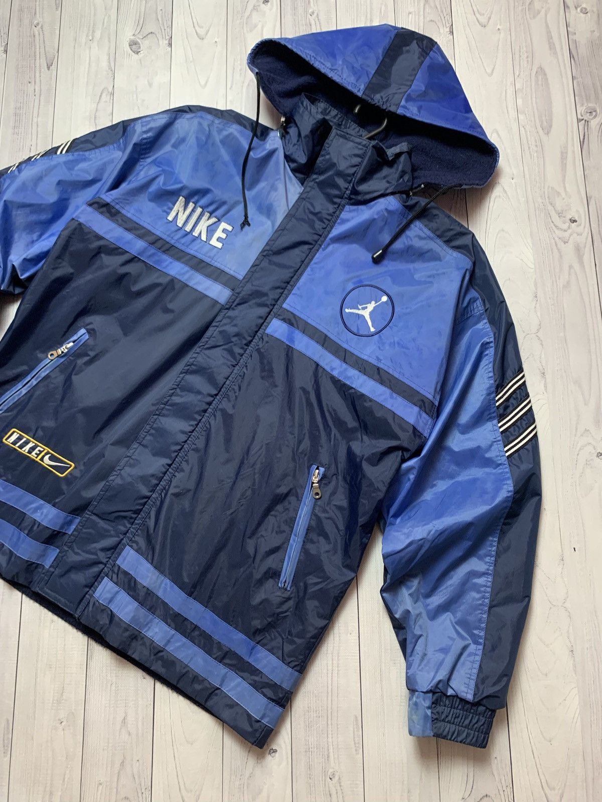 Nike × Vintage Vintage Nike Jordan track jacket big logo size M Size US M / EU 48-50 / 2 - 3 Thumbnail