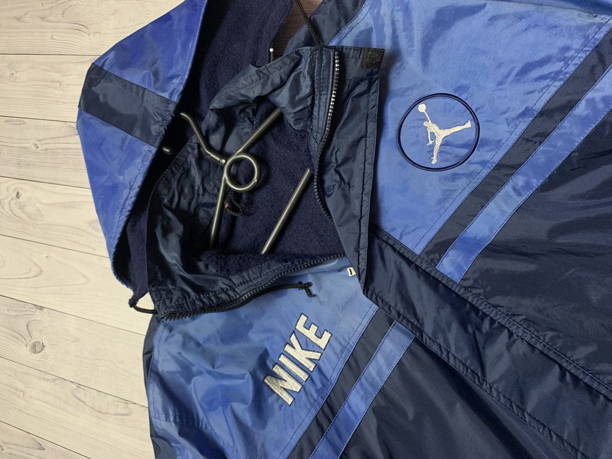 Nike × Vintage Vintage Nike Jordan track jacket big logo size M Size US M / EU 48-50 / 2 - 5 Thumbnail