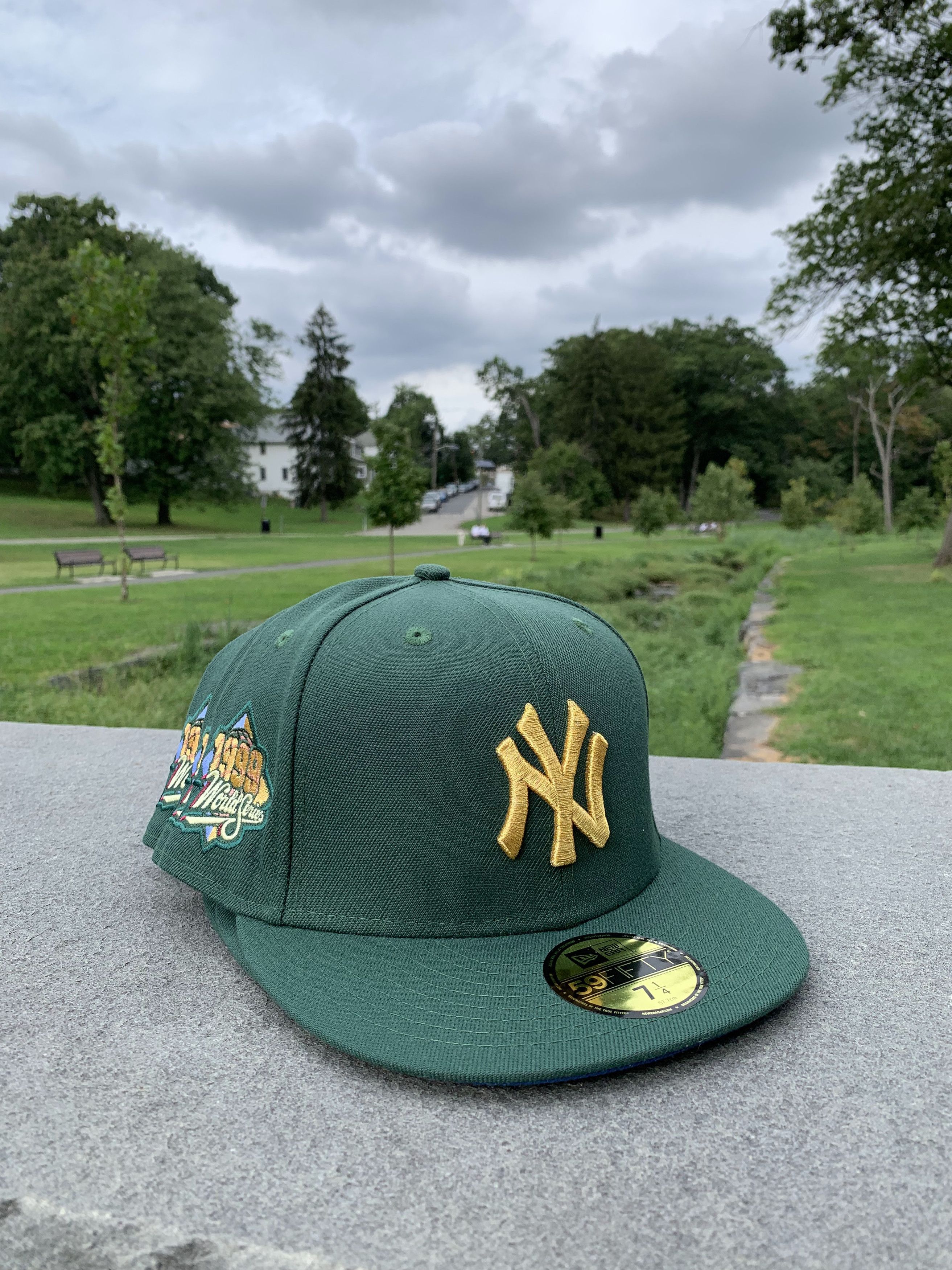 MLB × New Era Myfitteds Magic Treehouse New York Yankees 7 1/4 Hatclub Size ONE SIZE - 10 Thumbnail