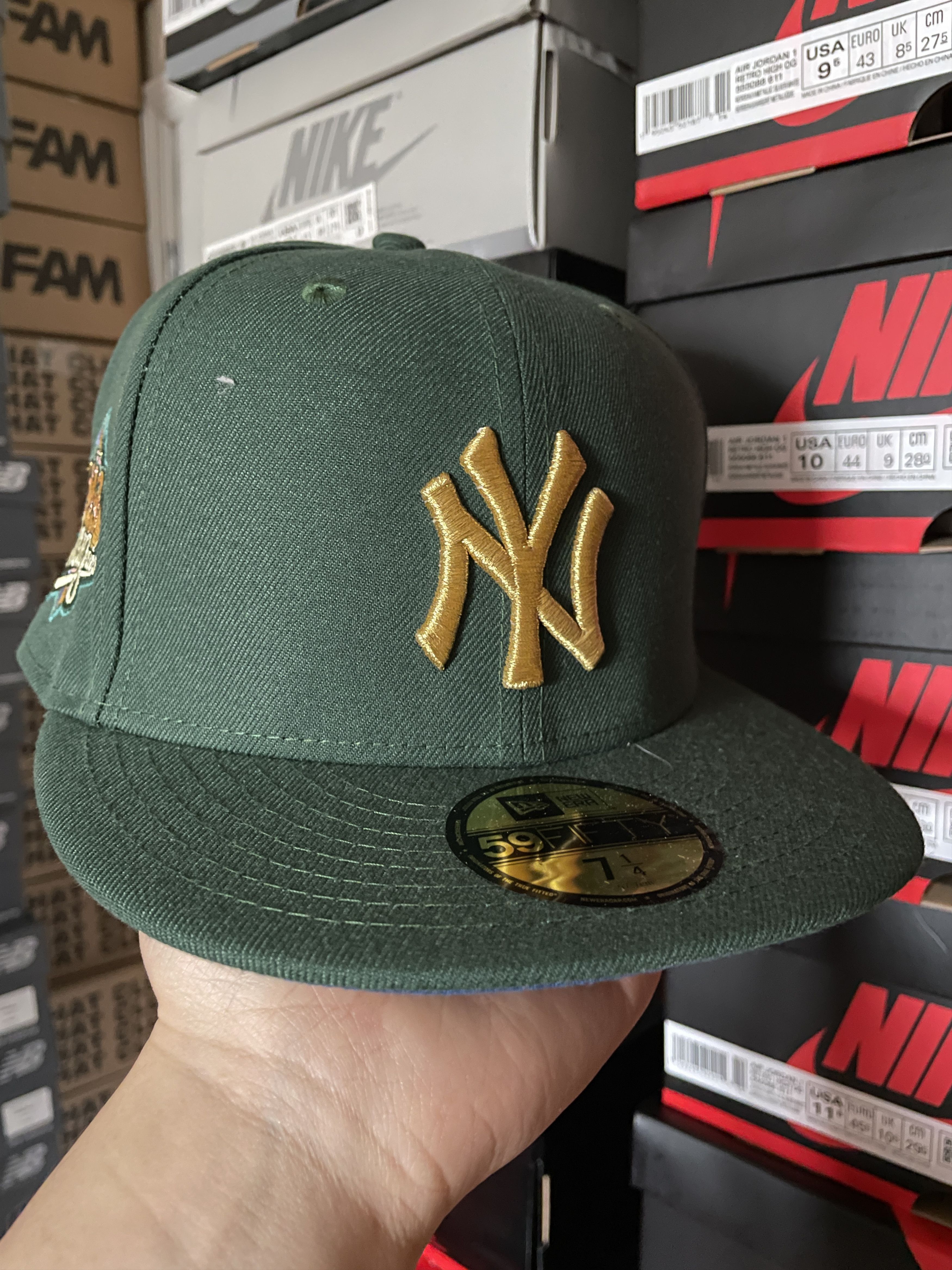 image of Myfitteds Magic Treehouse New York Yankees 7 1/4 Hatclub in Green Gold Blue, Men's